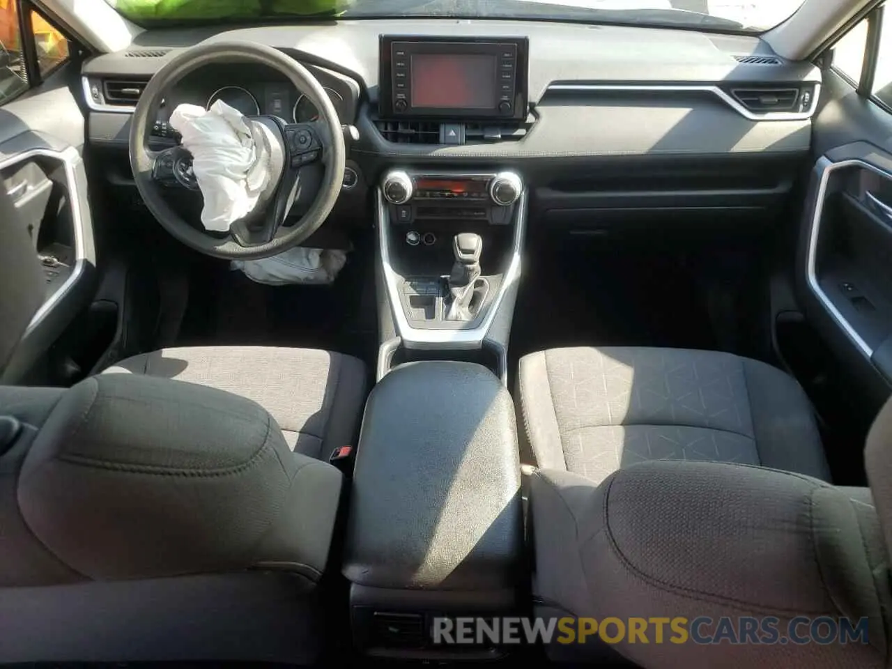 8 Photograph of a damaged car JTMW1RFV1KD007291 TOYOTA RAV4 2019