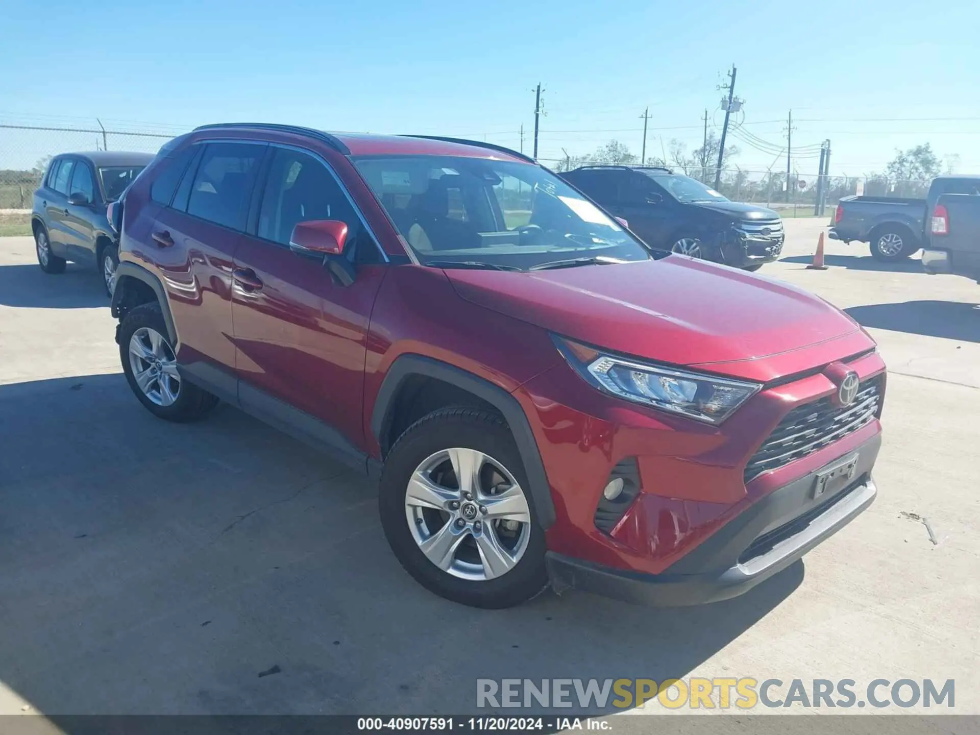1 Photograph of a damaged car JTMW1RFV1KD008036 TOYOTA RAV4 2019