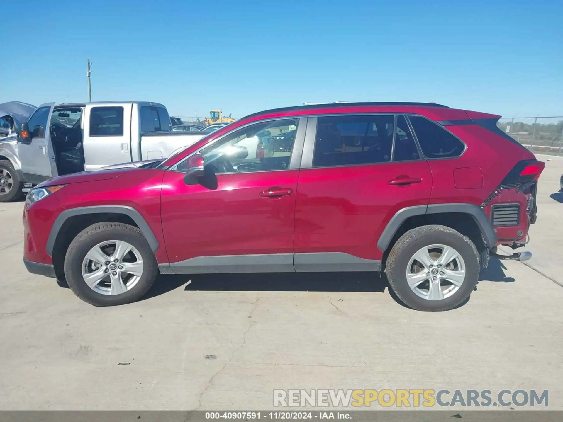 14 Photograph of a damaged car JTMW1RFV1KD008036 TOYOTA RAV4 2019