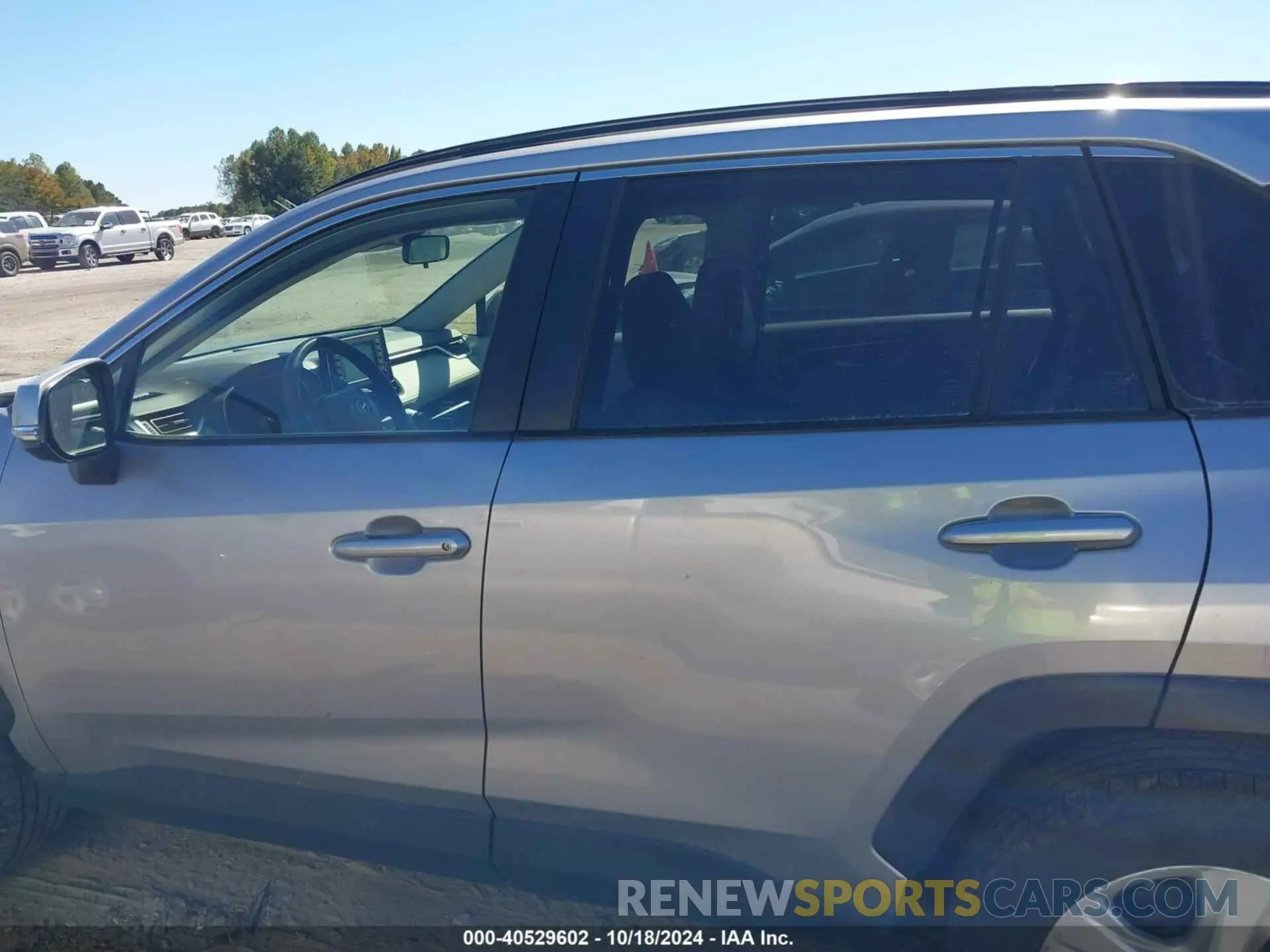15 Фотография поврежденного автомобиля JTMW1RFV1KD042235 TOYOTA RAV4 2019