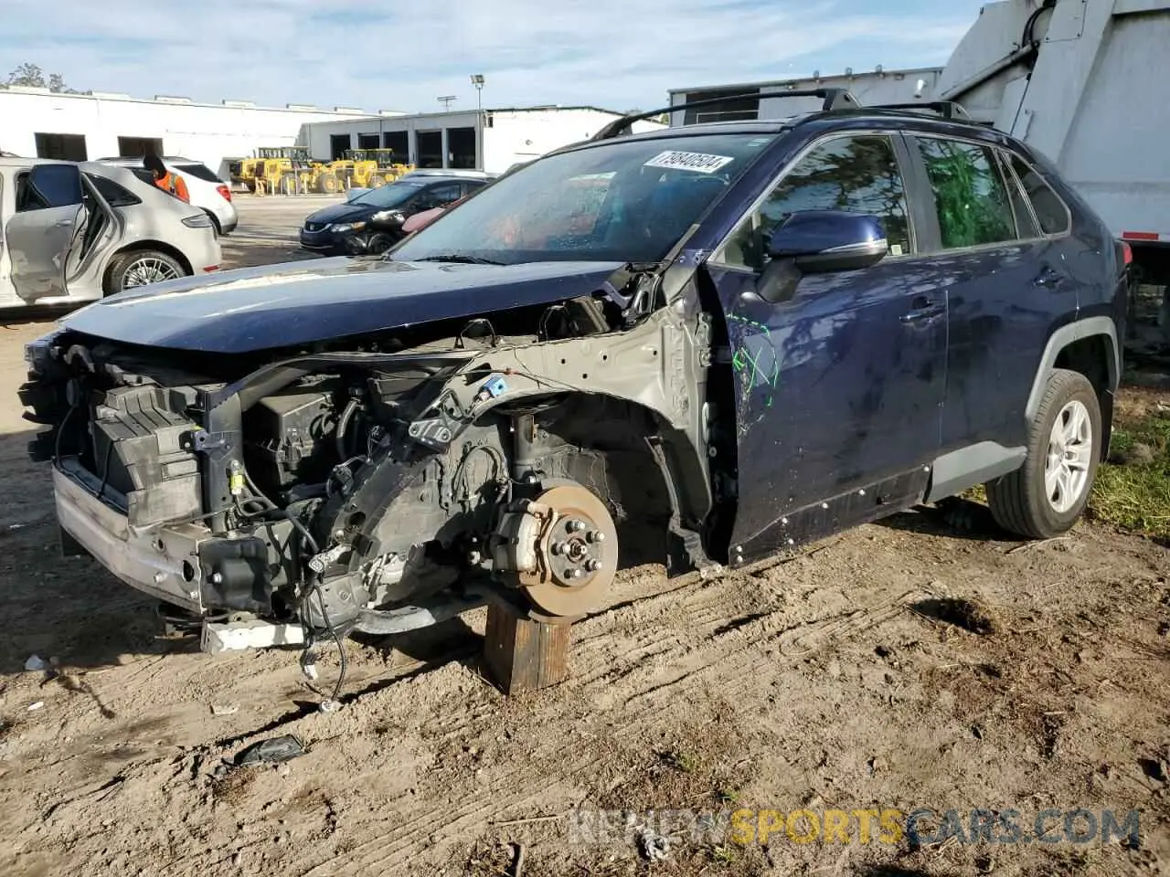 1 Фотография поврежденного автомобиля JTMW1RFV1KD509282 TOYOTA RAV4 2019