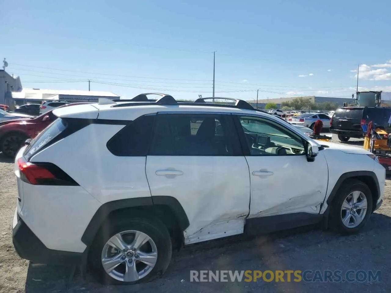 3 Photograph of a damaged car JTMW1RFV1KJ014923 TOYOTA RAV4 2019