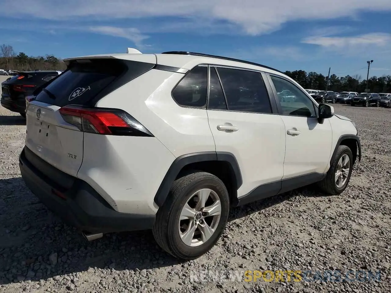 3 Фотография поврежденного автомобиля JTMW1RFV2KD500154 TOYOTA RAV4 2019
