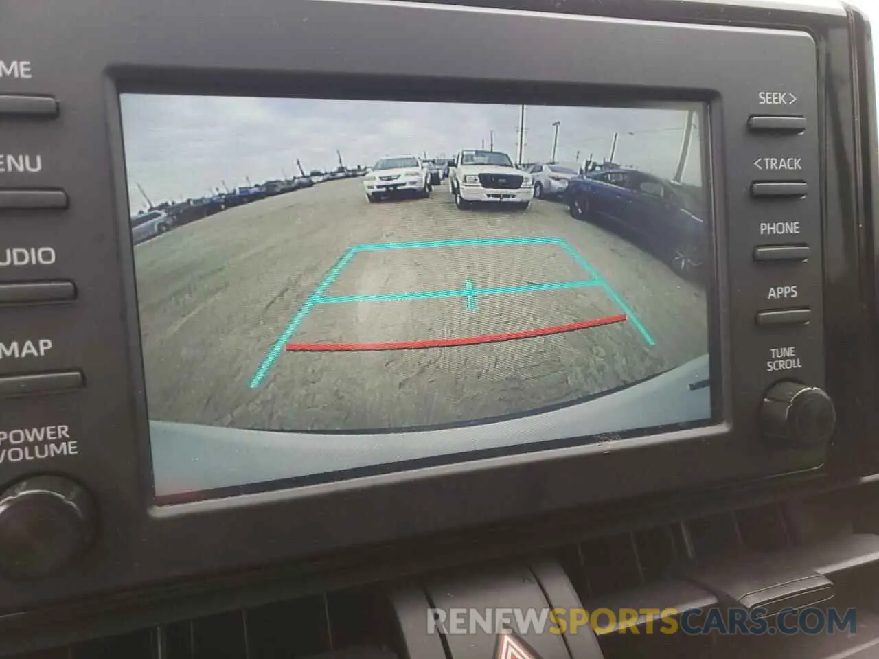 9 Photograph of a damaged car JTMW1RFV2KD501398 TOYOTA RAV4 2019