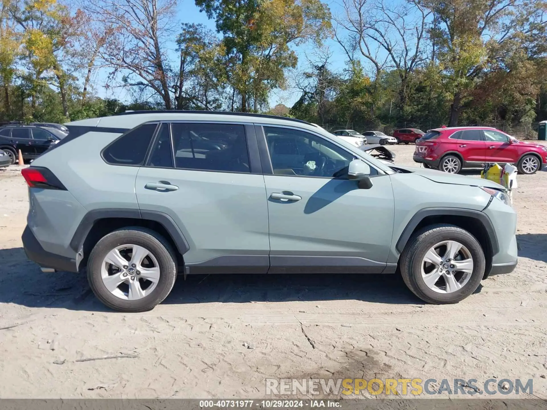 13 Фотография поврежденного автомобиля JTMW1RFV3KD007356 TOYOTA RAV4 2019