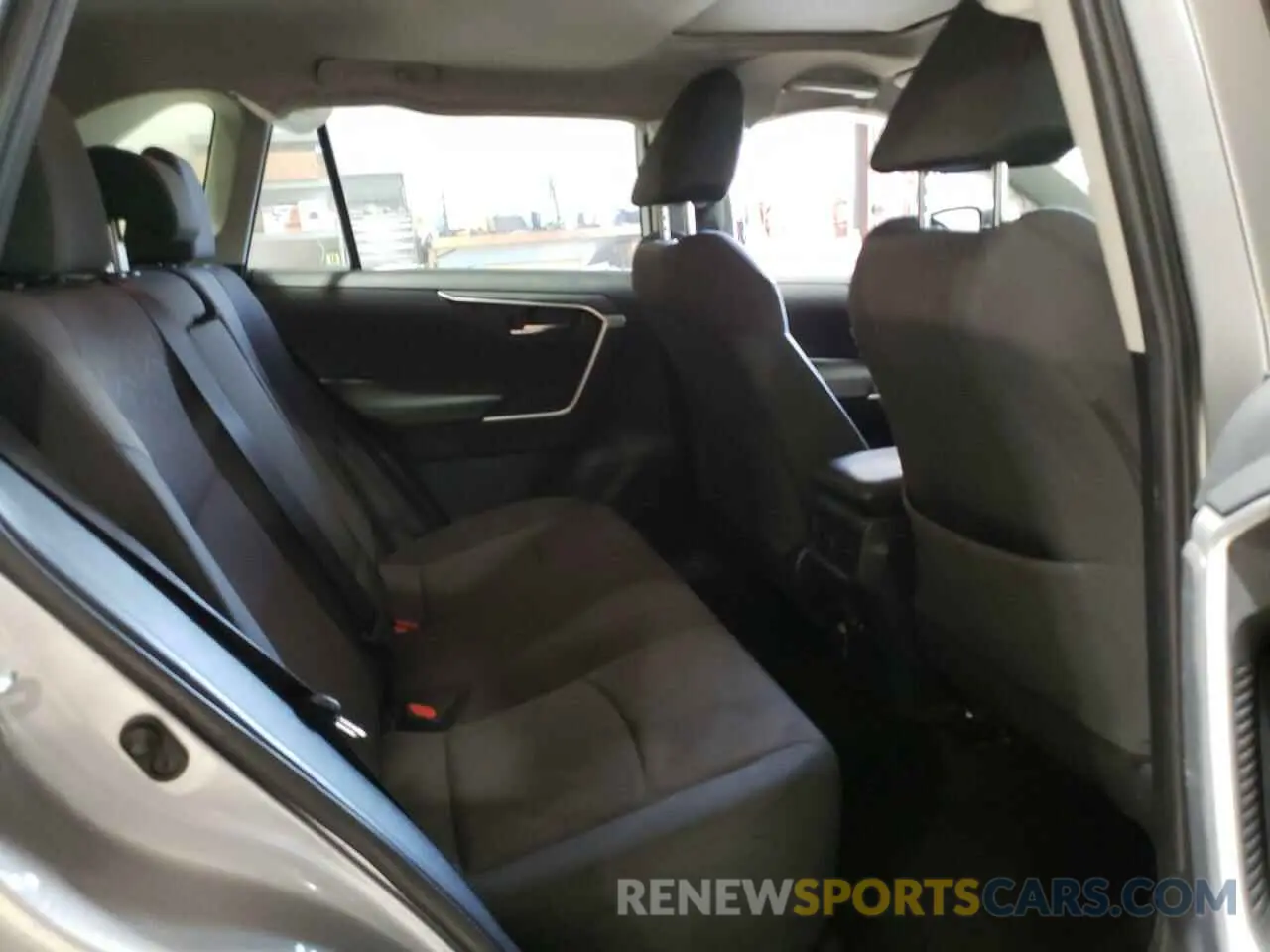 11 Фотография поврежденного автомобиля JTMW1RFV3KD014436 TOYOTA RAV4 2019