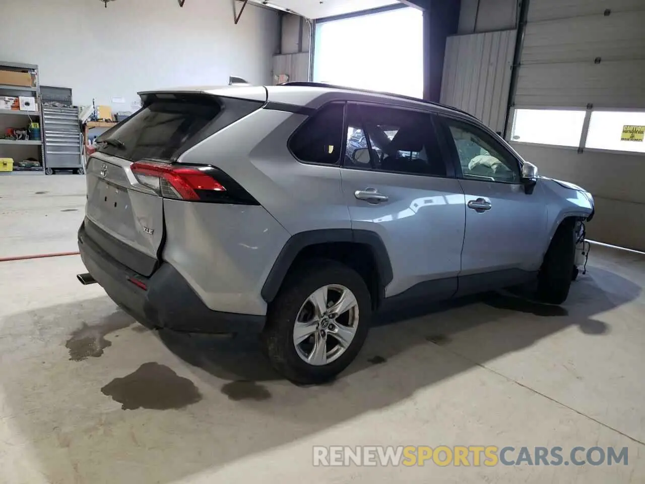 3 Фотография поврежденного автомобиля JTMW1RFV3KD014436 TOYOTA RAV4 2019