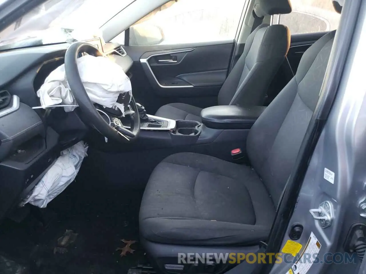7 Фотография поврежденного автомобиля JTMW1RFV3KD014436 TOYOTA RAV4 2019