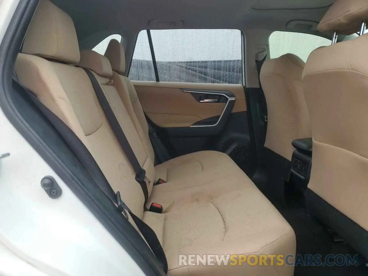 11 Фотография поврежденного автомобиля JTMW1RFV3KD014971 TOYOTA RAV4 2019