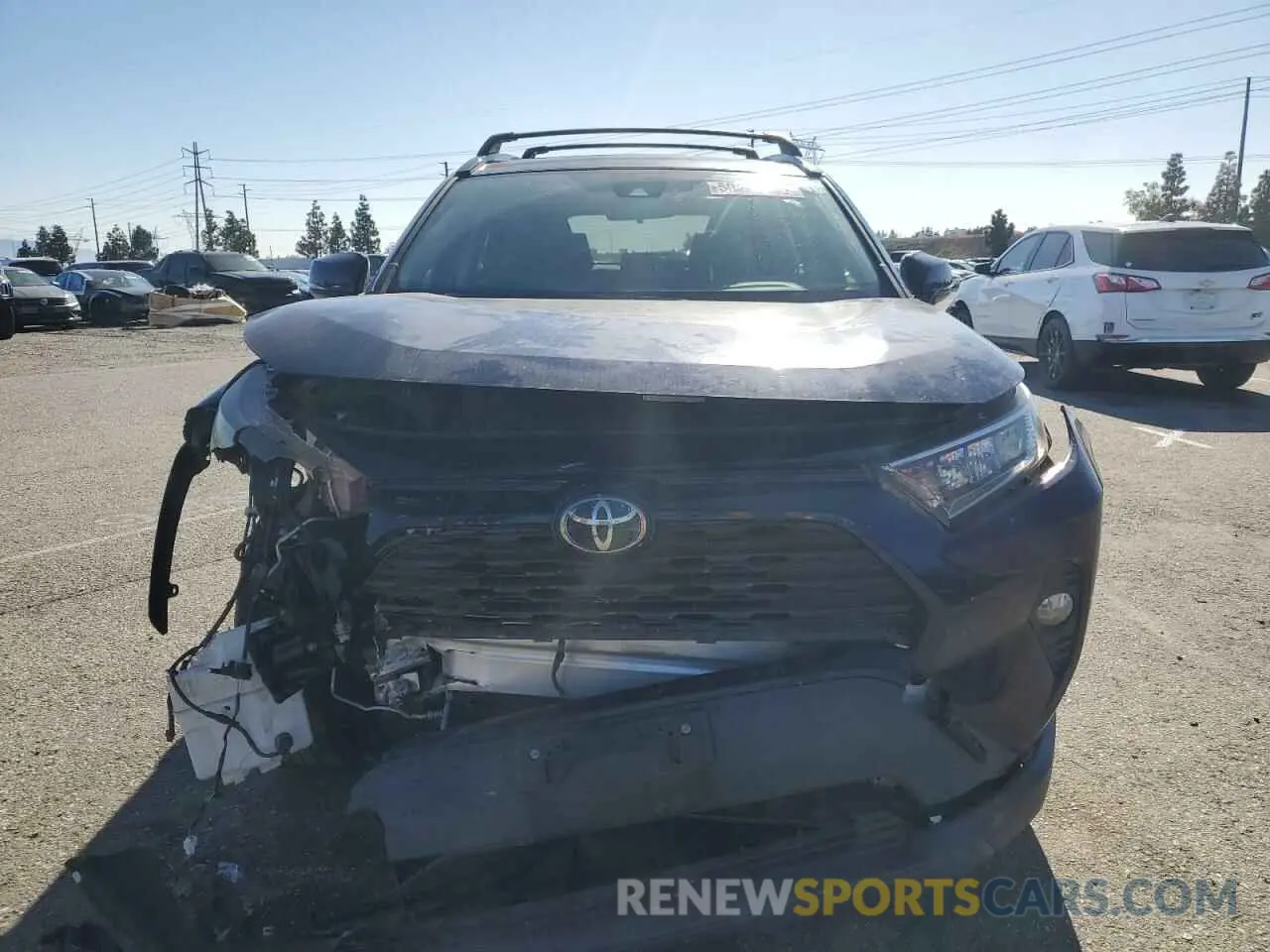 5 Photograph of a damaged car JTMW1RFV3KD016817 TOYOTA RAV4 2019