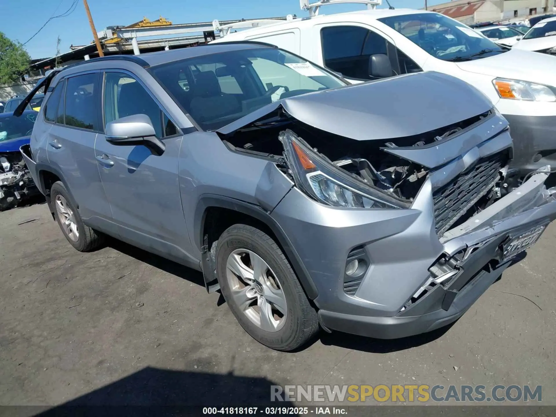 1 Photograph of a damaged car JTMW1RFV3KD028269 TOYOTA RAV4 2019