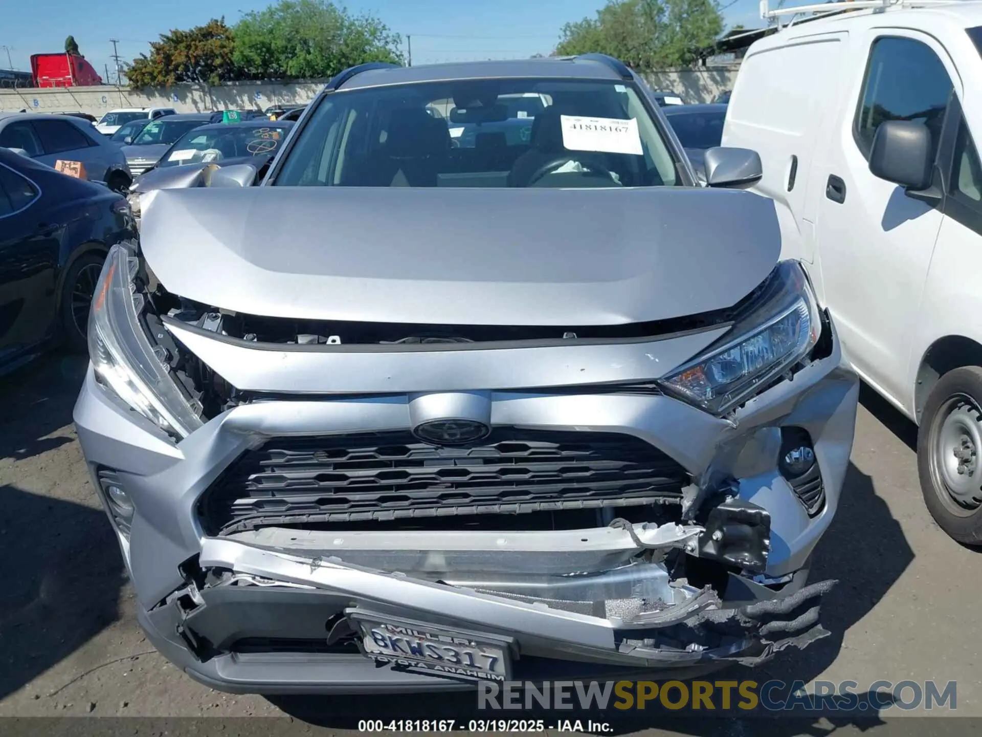 12 Photograph of a damaged car JTMW1RFV3KD028269 TOYOTA RAV4 2019