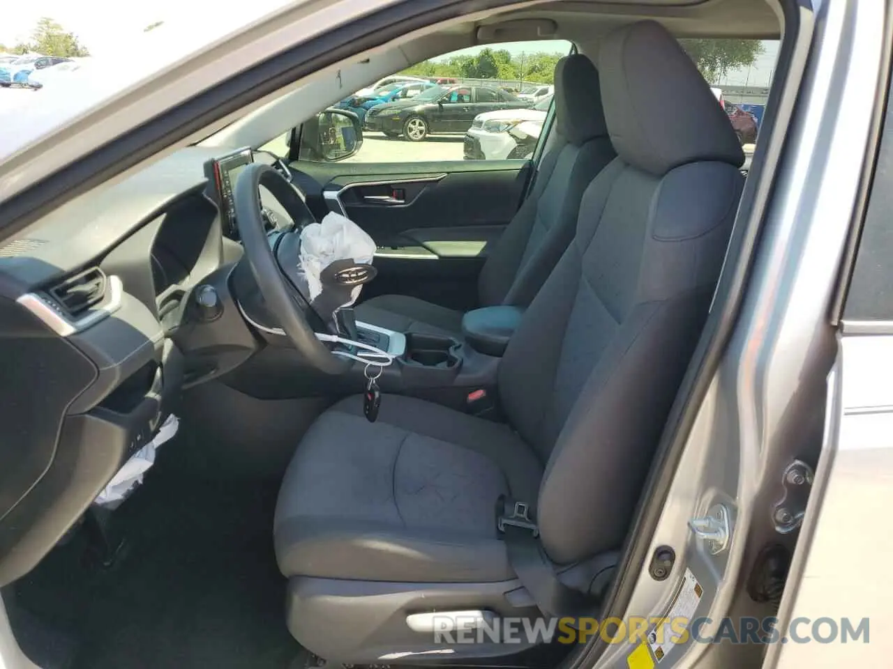 7 Photograph of a damaged car JTMW1RFV3KD038428 TOYOTA RAV4 2019