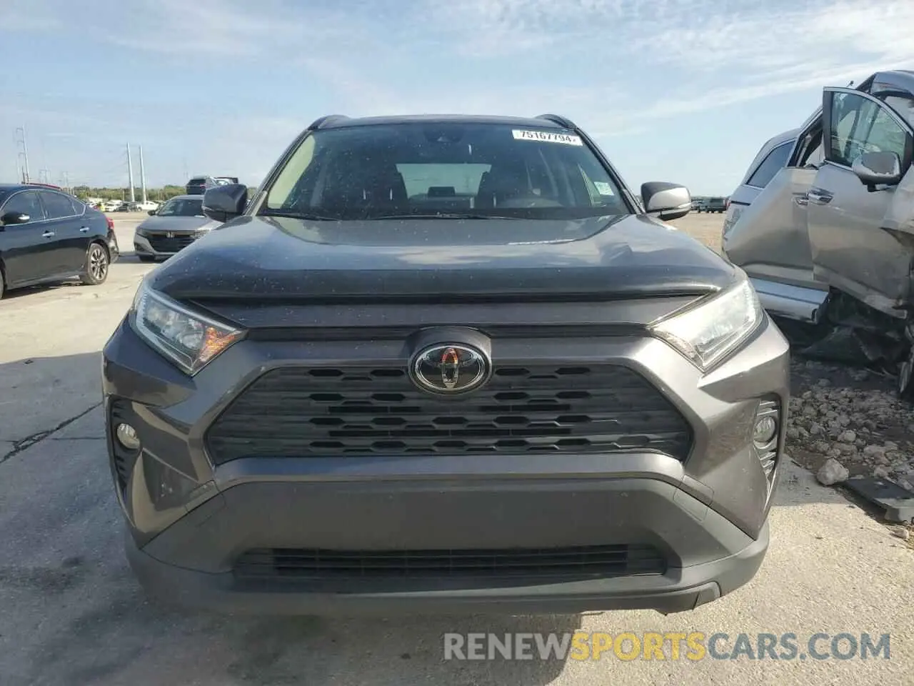 5 Photograph of a damaged car JTMW1RFV3KJ014180 TOYOTA RAV4 2019