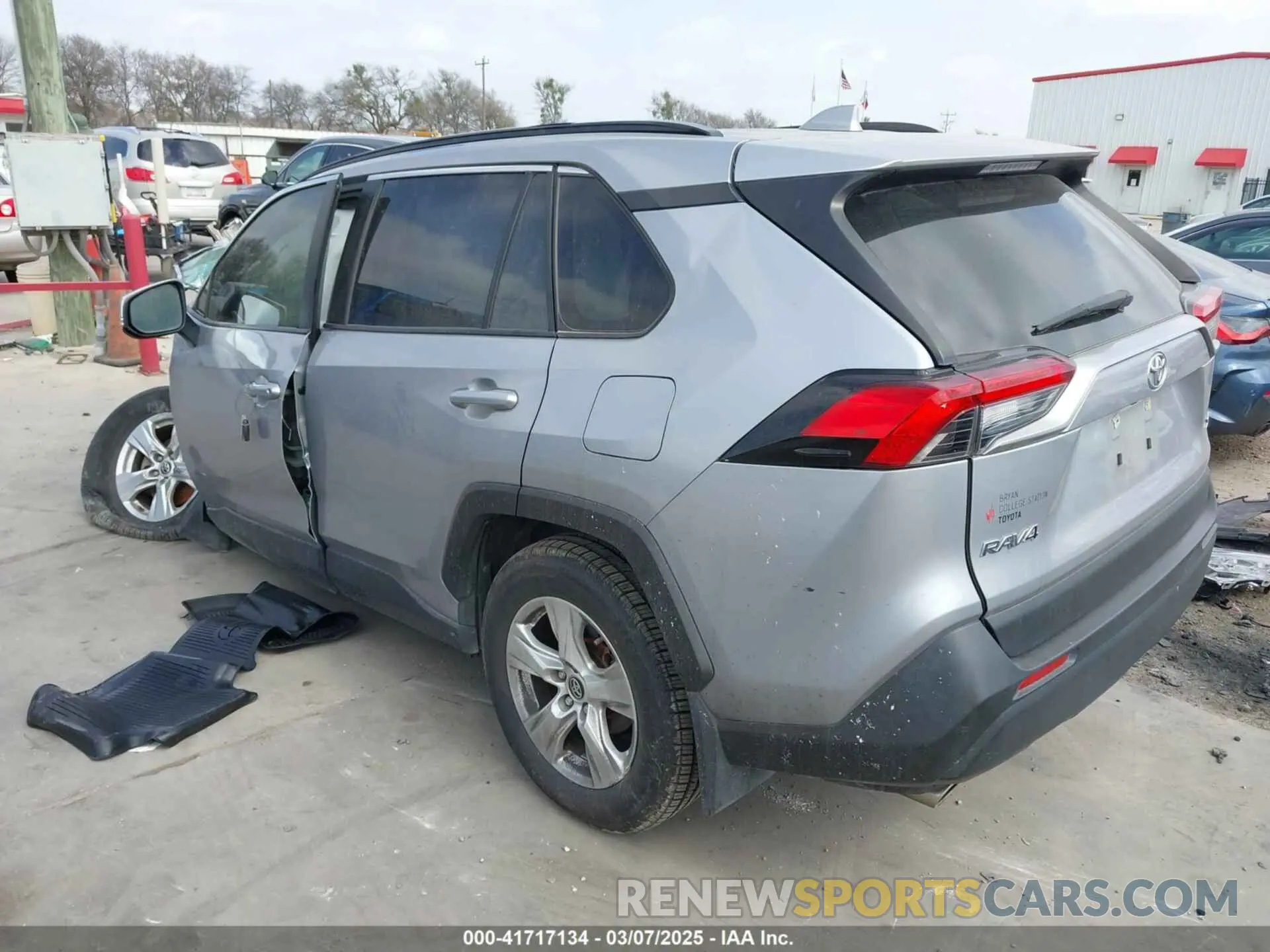 3 Фотография поврежденного автомобиля JTMW1RFV4KD022612 TOYOTA RAV4 2019
