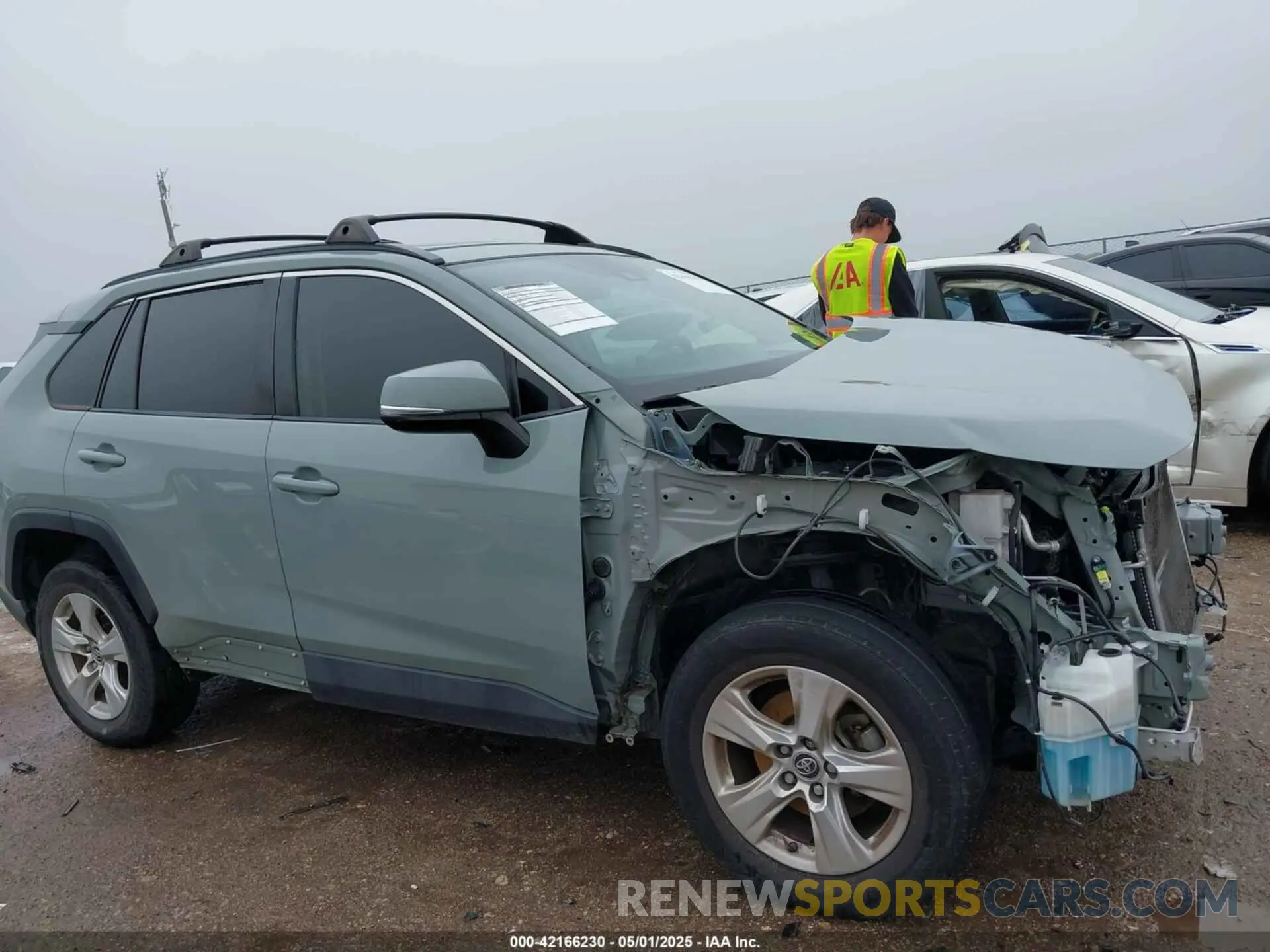 6 Photograph of a damaged car JTMW1RFV4KD508787 TOYOTA RAV4 2019