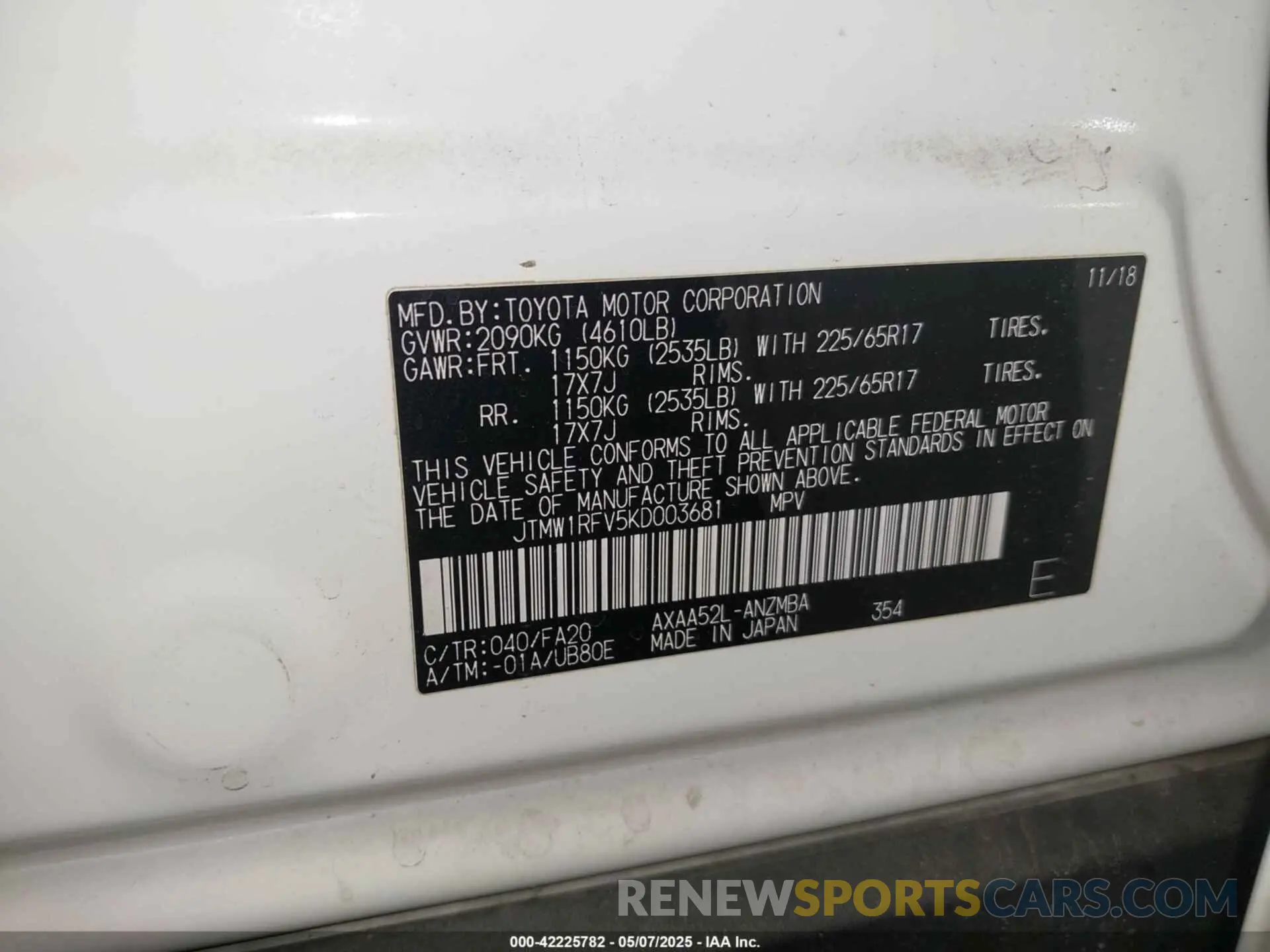 9 Photograph of a damaged car JTMW1RFV5KD003681 TOYOTA RAV4 2019