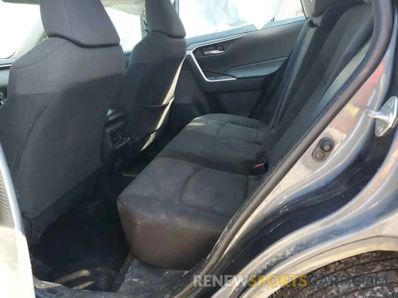 11 Фотография поврежденного автомобиля JTMW1RFV5KD019704 TOYOTA RAV4 2019