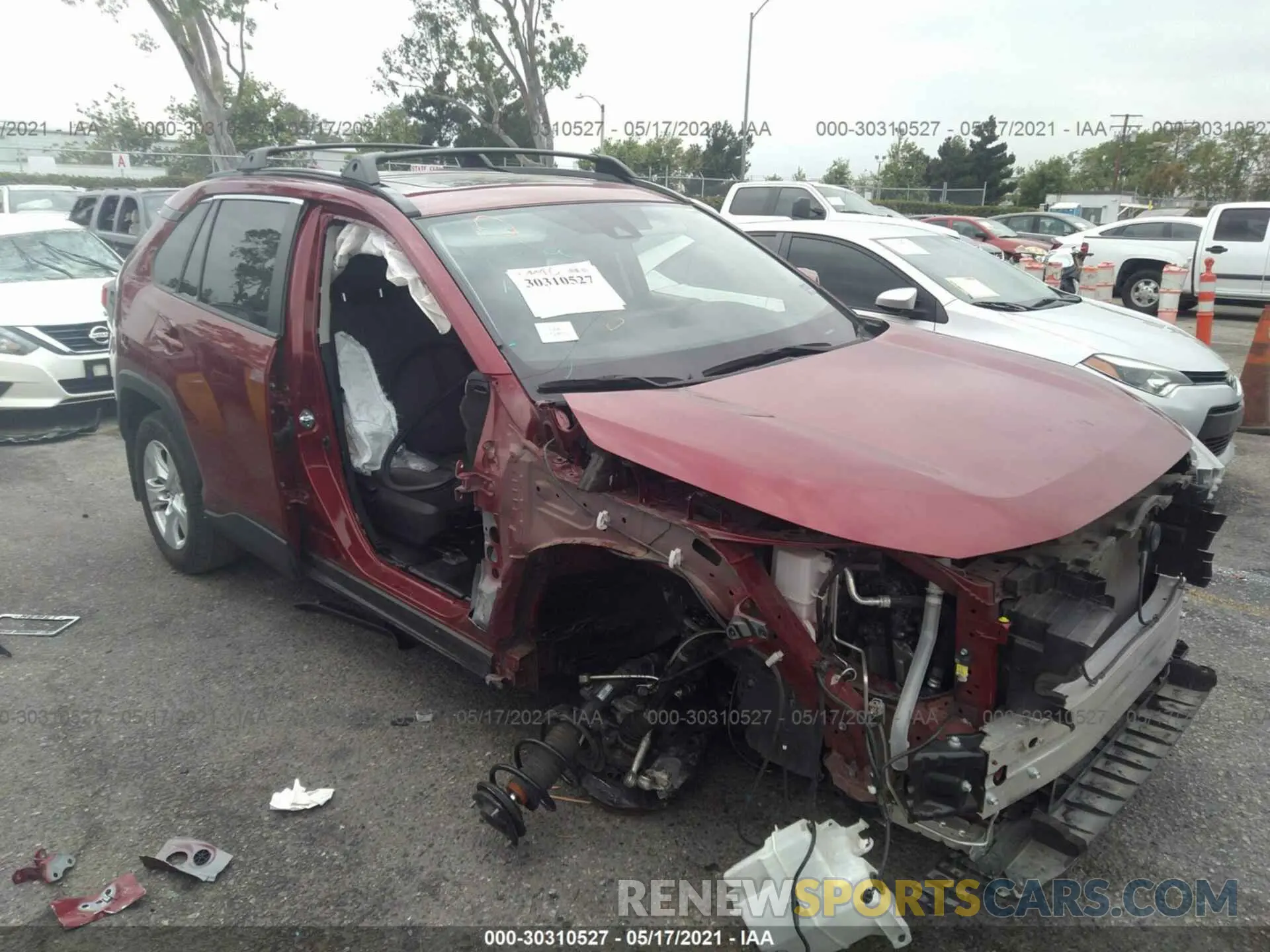 1 Photograph of a damaged car JTMW1RFV5KD023526 TOYOTA RAV4 2019