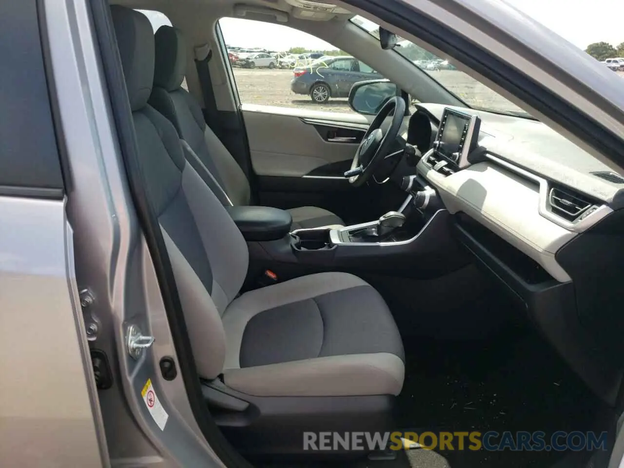 5 Фотография поврежденного автомобиля JTMW1RFV5KD513500 TOYOTA RAV4 2019