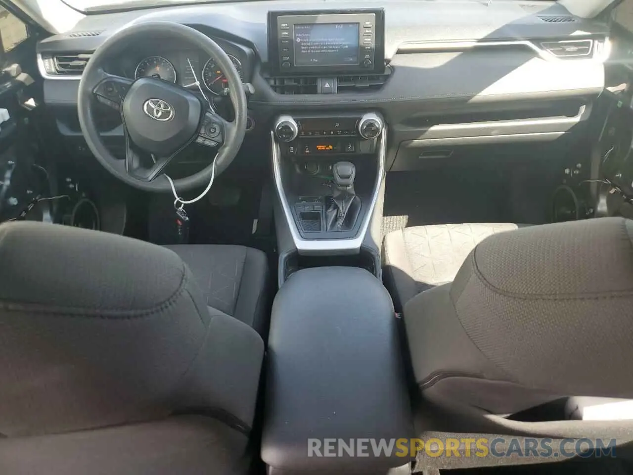 8 Photograph of a damaged car JTMW1RFV6KD025298 TOYOTA RAV4 2019