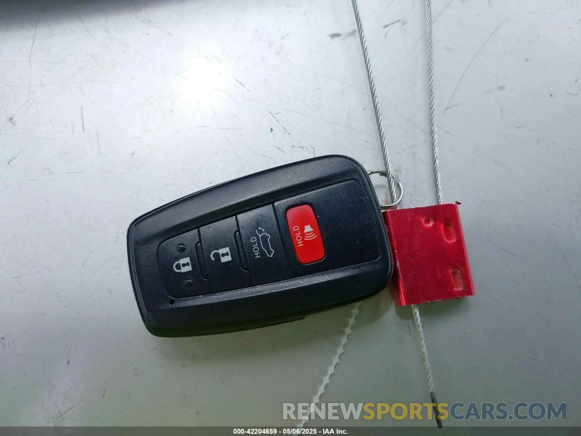 11 Фотография поврежденного автомобиля JTMW1RFV6KD502439 TOYOTA RAV4 2019