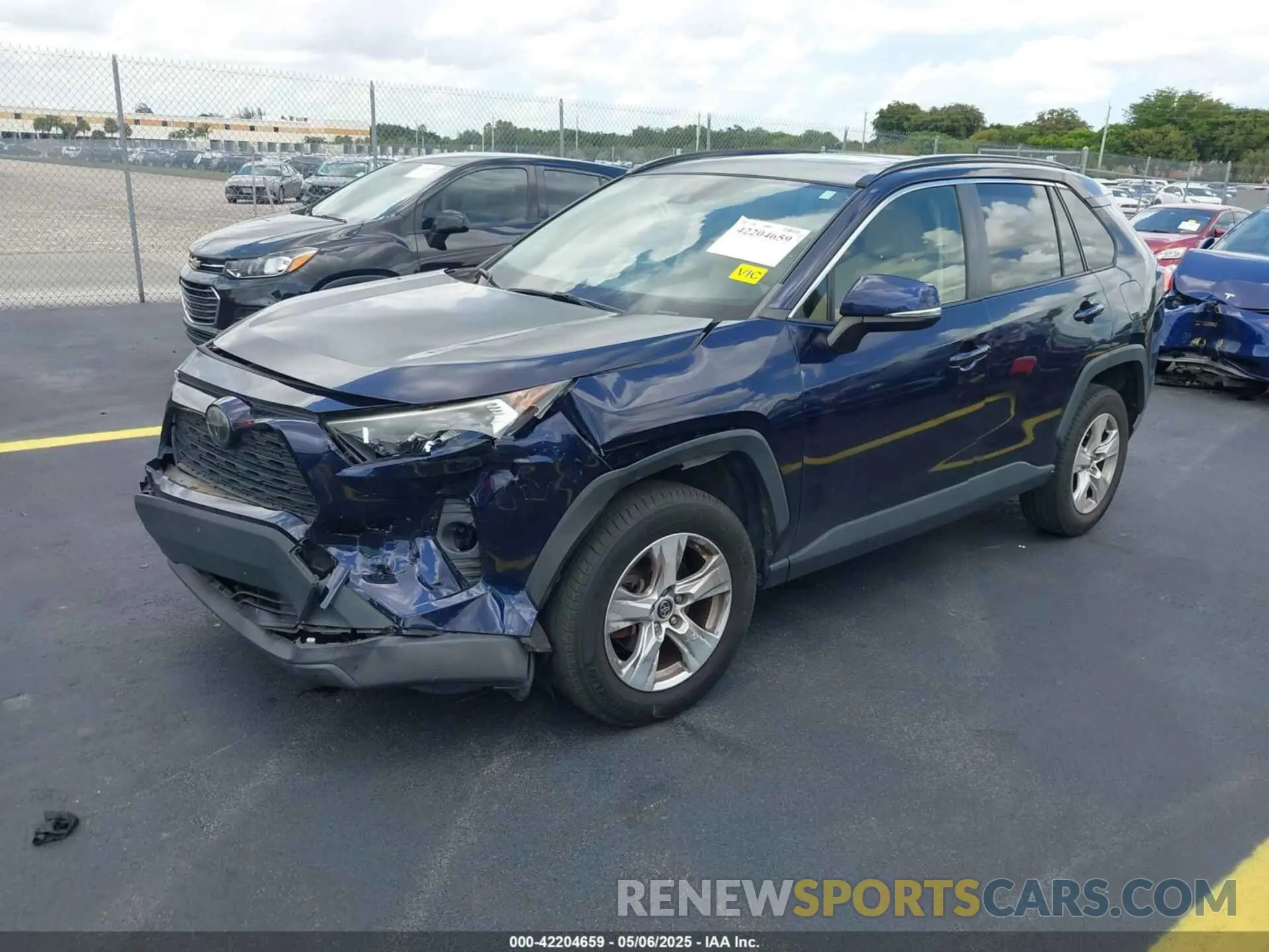 2 Фотография поврежденного автомобиля JTMW1RFV6KD502439 TOYOTA RAV4 2019