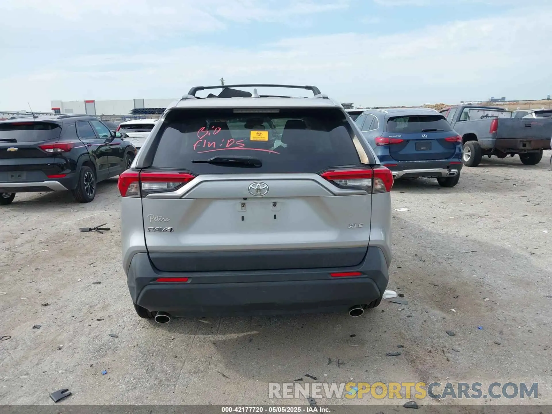 16 Photograph of a damaged car JTMW1RFV6KD504398 TOYOTA RAV4 2019