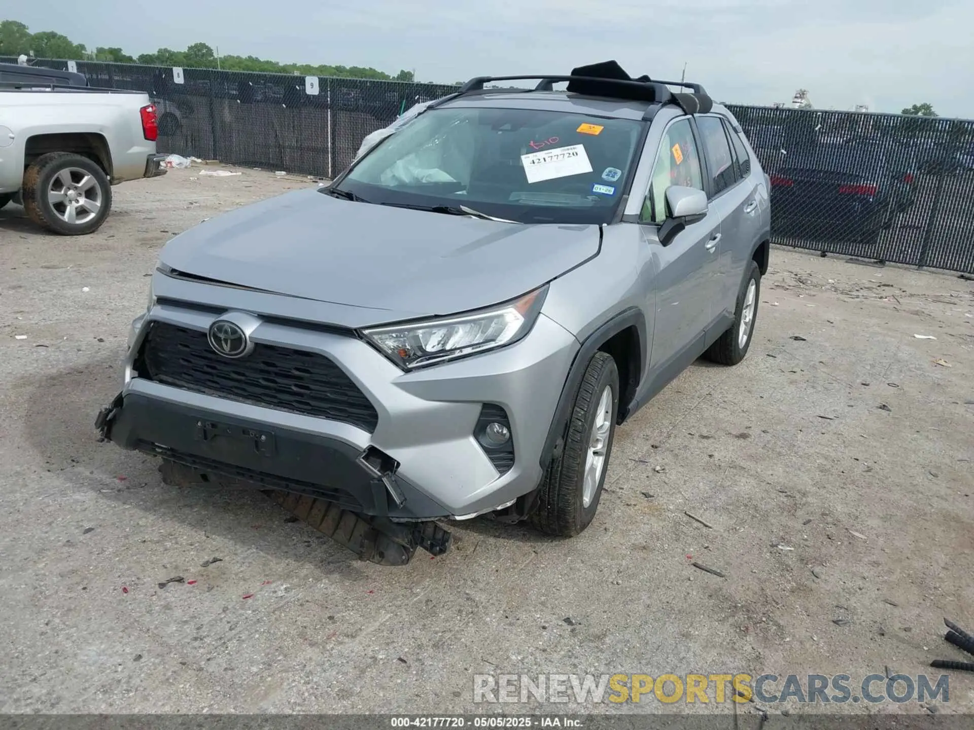 2 Photograph of a damaged car JTMW1RFV6KD504398 TOYOTA RAV4 2019