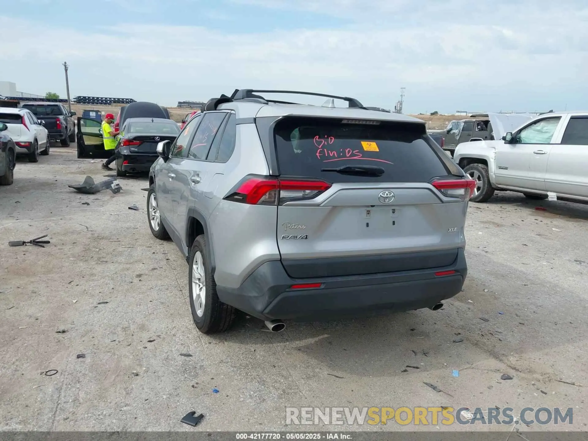 3 Photograph of a damaged car JTMW1RFV6KD504398 TOYOTA RAV4 2019