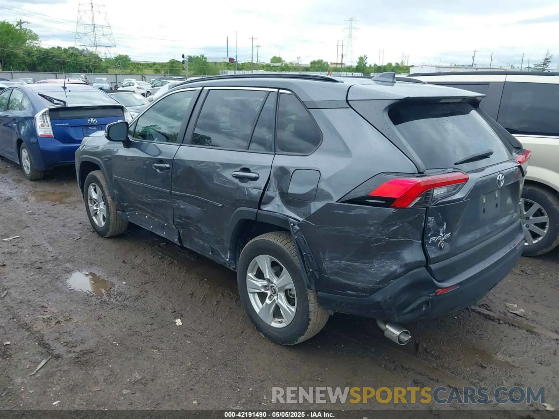 3 Фотография поврежденного автомобиля JTMW1RFV6KD513554 TOYOTA RAV4 2019