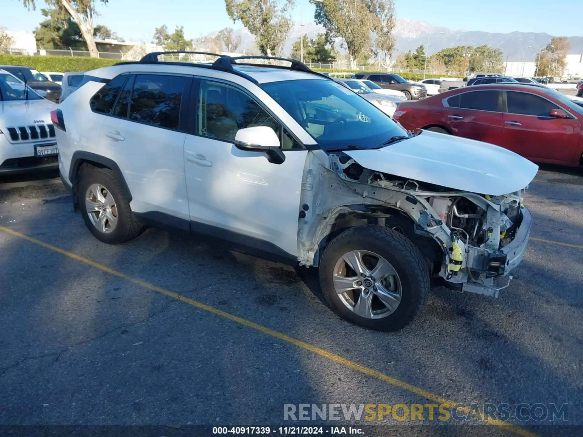 1 Photograph of a damaged car JTMW1RFV6KJ013167 TOYOTA RAV4 2019