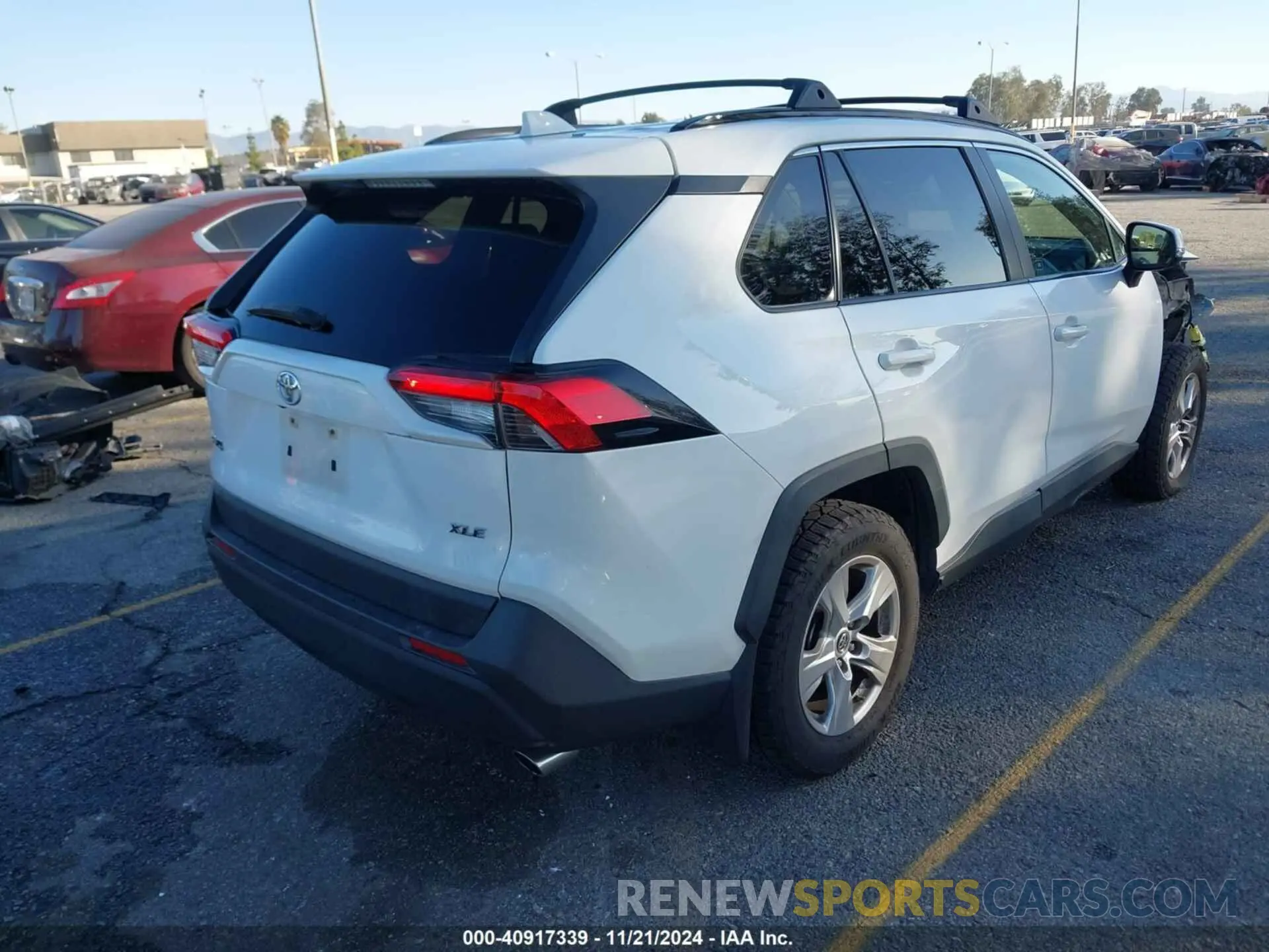 4 Photograph of a damaged car JTMW1RFV6KJ013167 TOYOTA RAV4 2019
