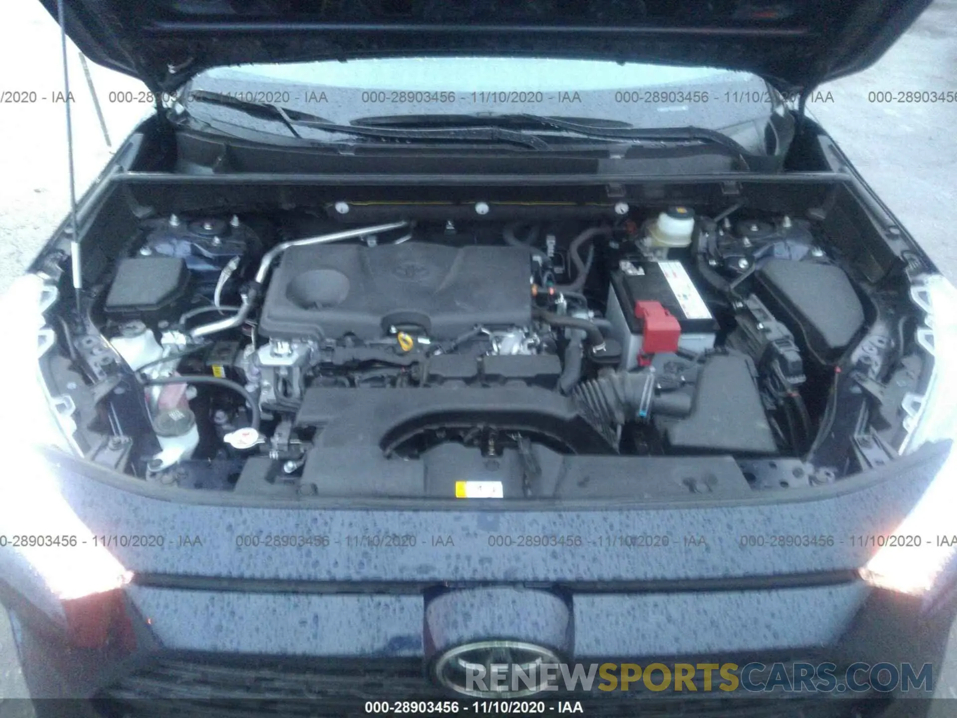 10 Photograph of a damaged car JTMW1RFV7KD031739 TOYOTA RAV4 2019