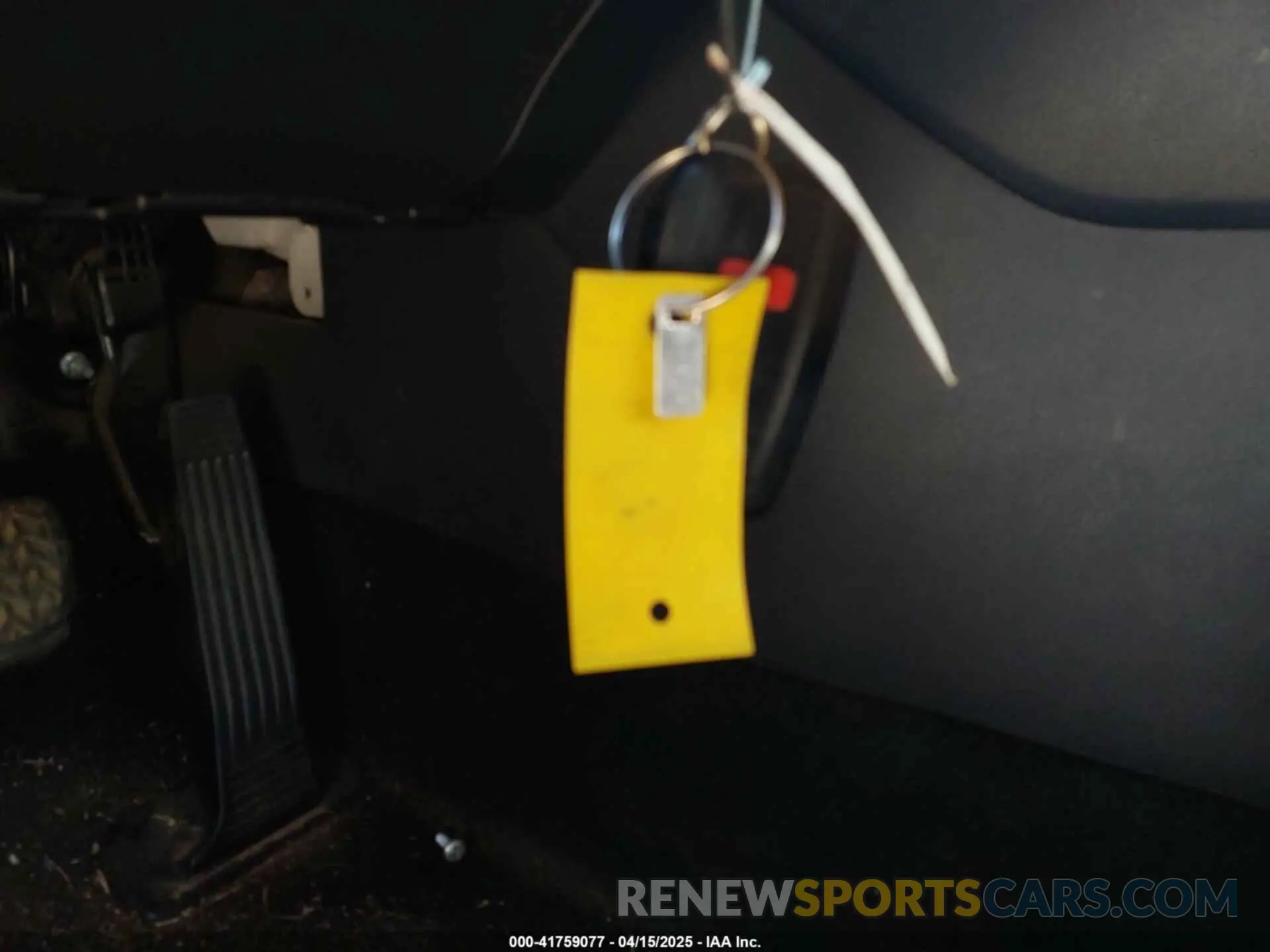 11 Фотография поврежденного автомобиля JTMW1RFV7KD041106 TOYOTA RAV4 2019