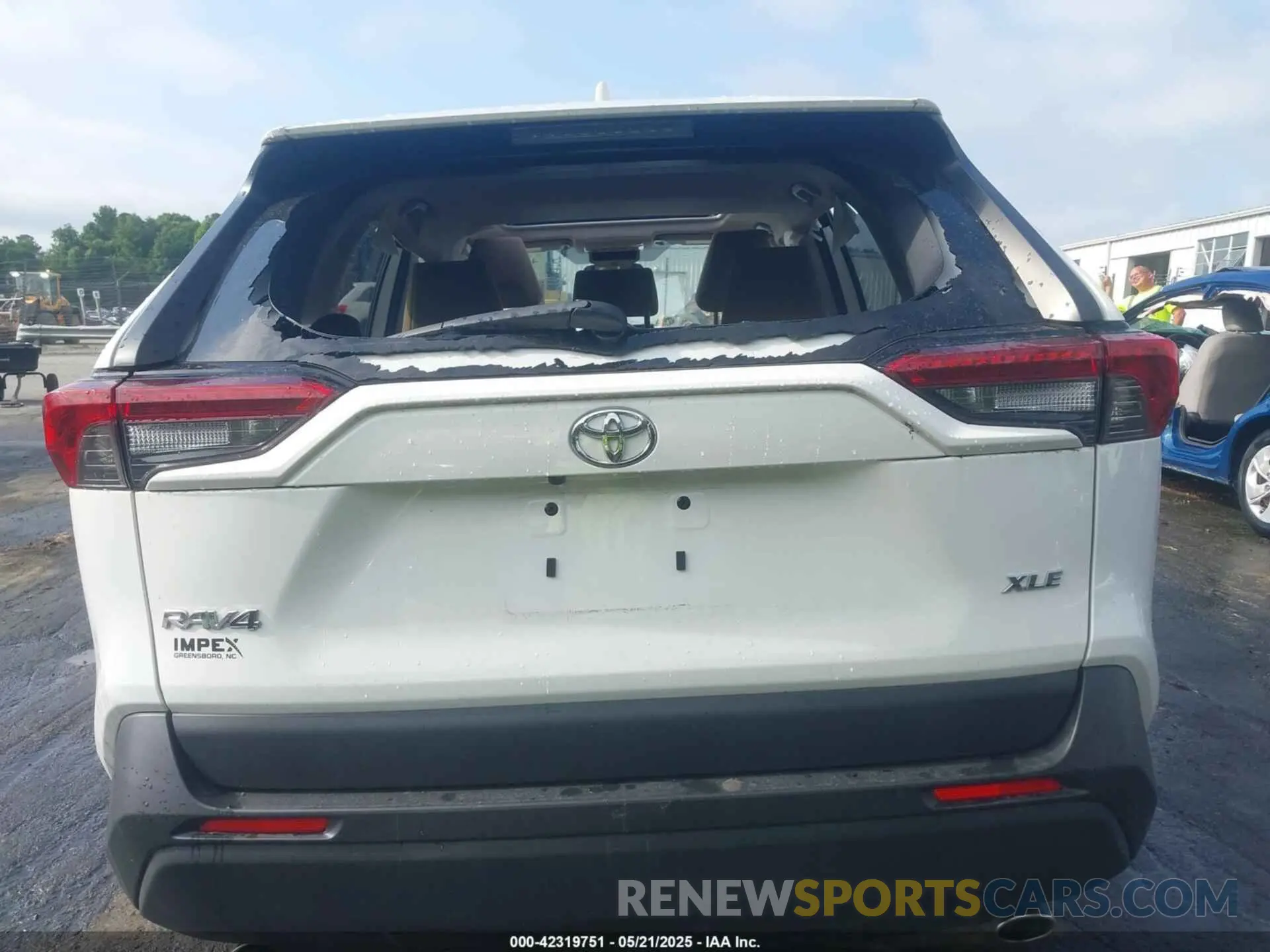 15 Photograph of a damaged car JTMW1RFV7KD041736 TOYOTA RAV4 2019
