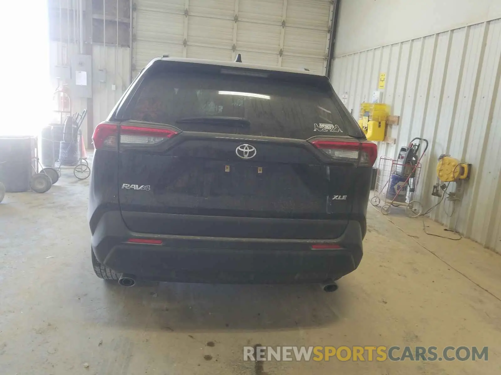 10 Photograph of a damaged car JTMW1RFV7KD502143 TOYOTA RAV4 2019