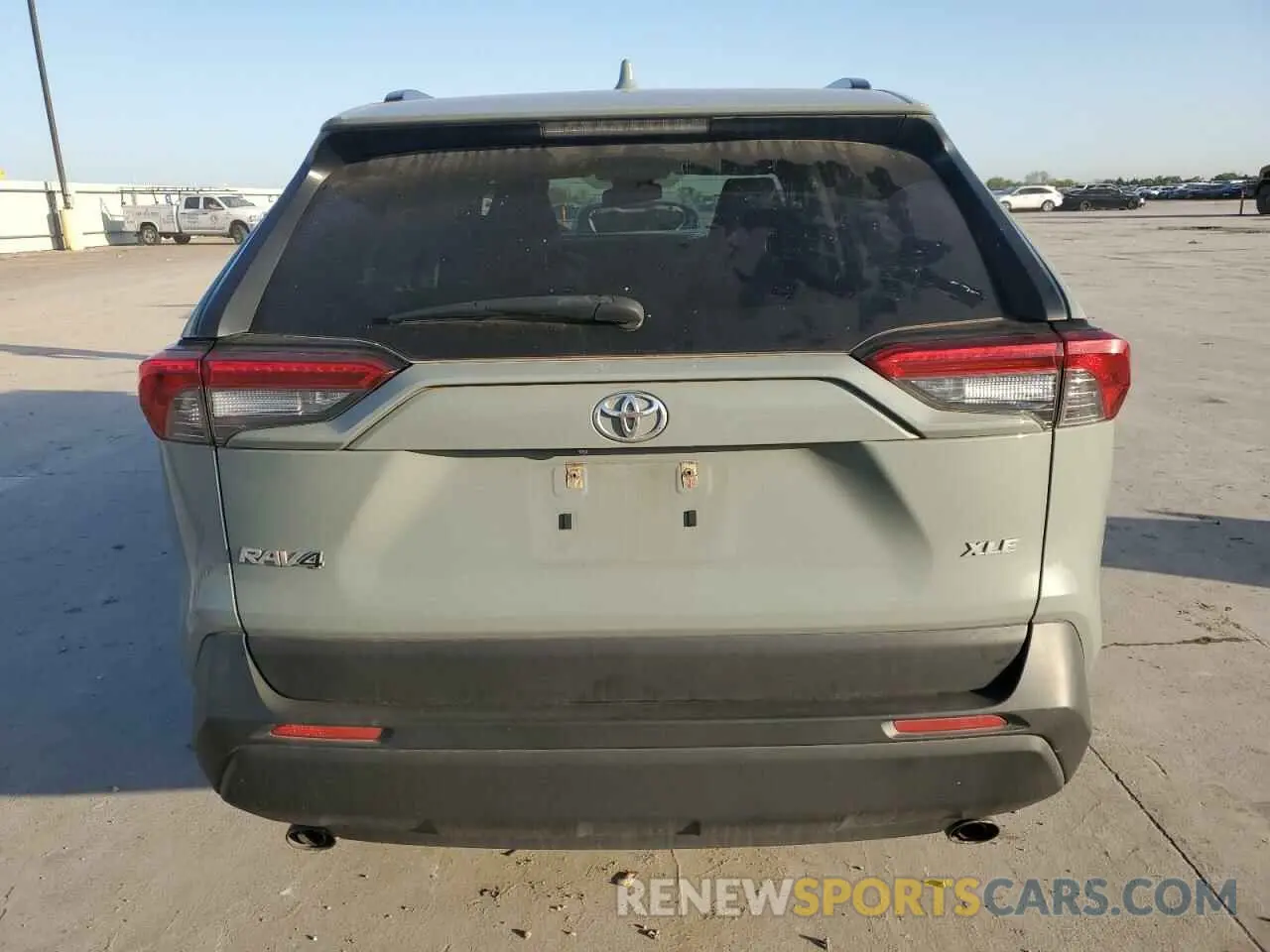 6 Фотография поврежденного автомобиля JTMW1RFV7KJ012383 TOYOTA RAV4 2019