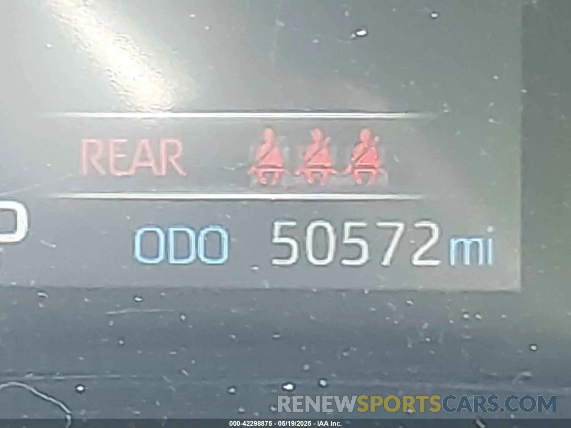 16 Фотография поврежденного автомобиля JTMW1RFV8KD032916 TOYOTA RAV4 2019