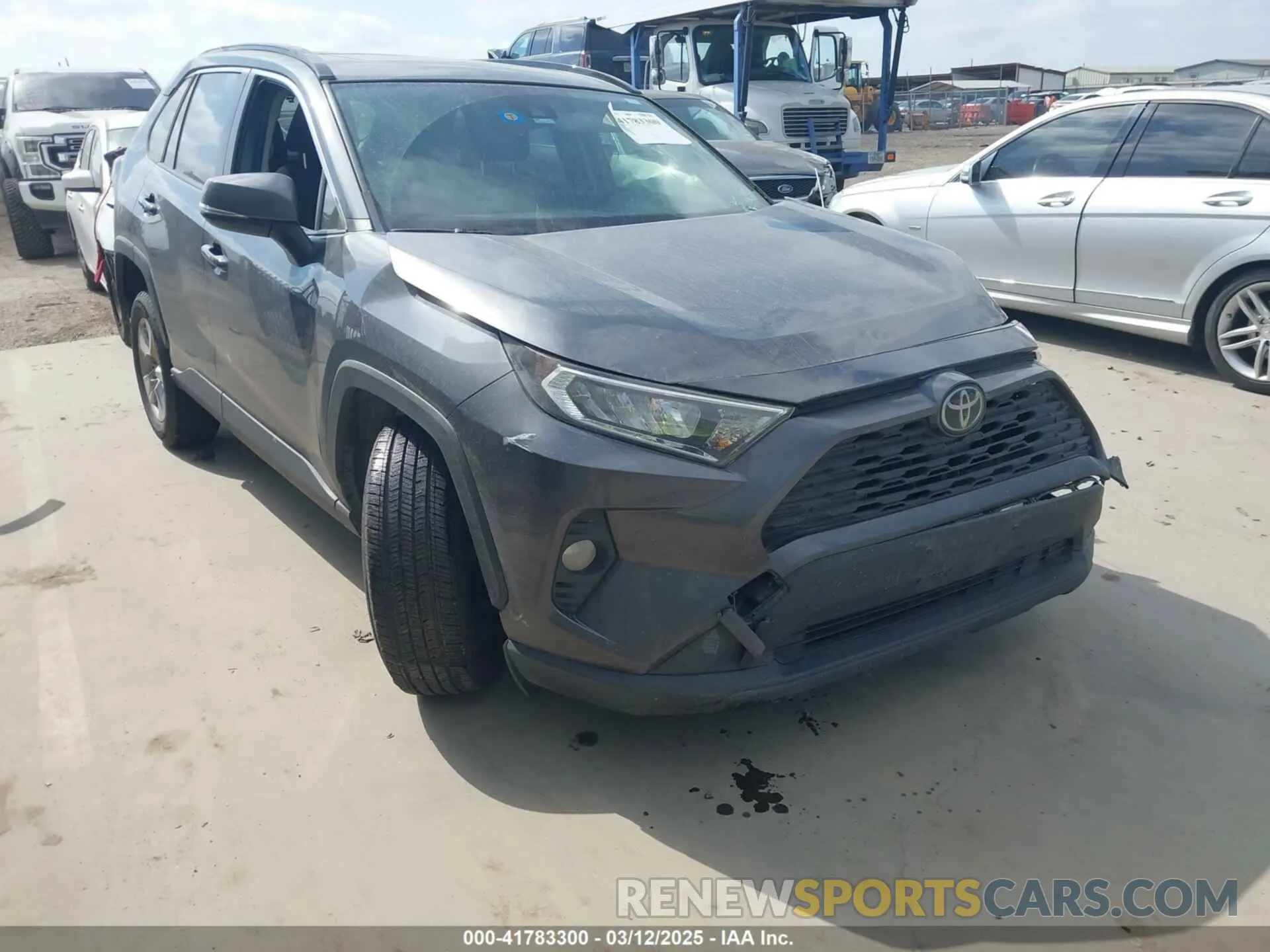 1 Photograph of a damaged car JTMW1RFV8KD034763 TOYOTA RAV4 2019