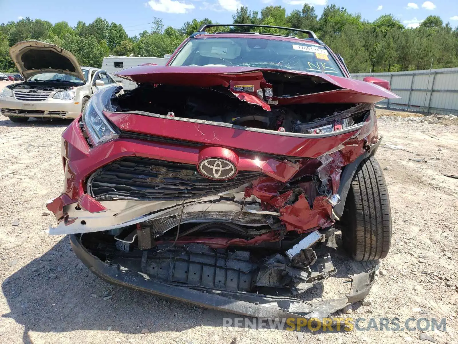 9 Photograph of a damaged car JTMW1RFV8KD037582 TOYOTA RAV4 2019