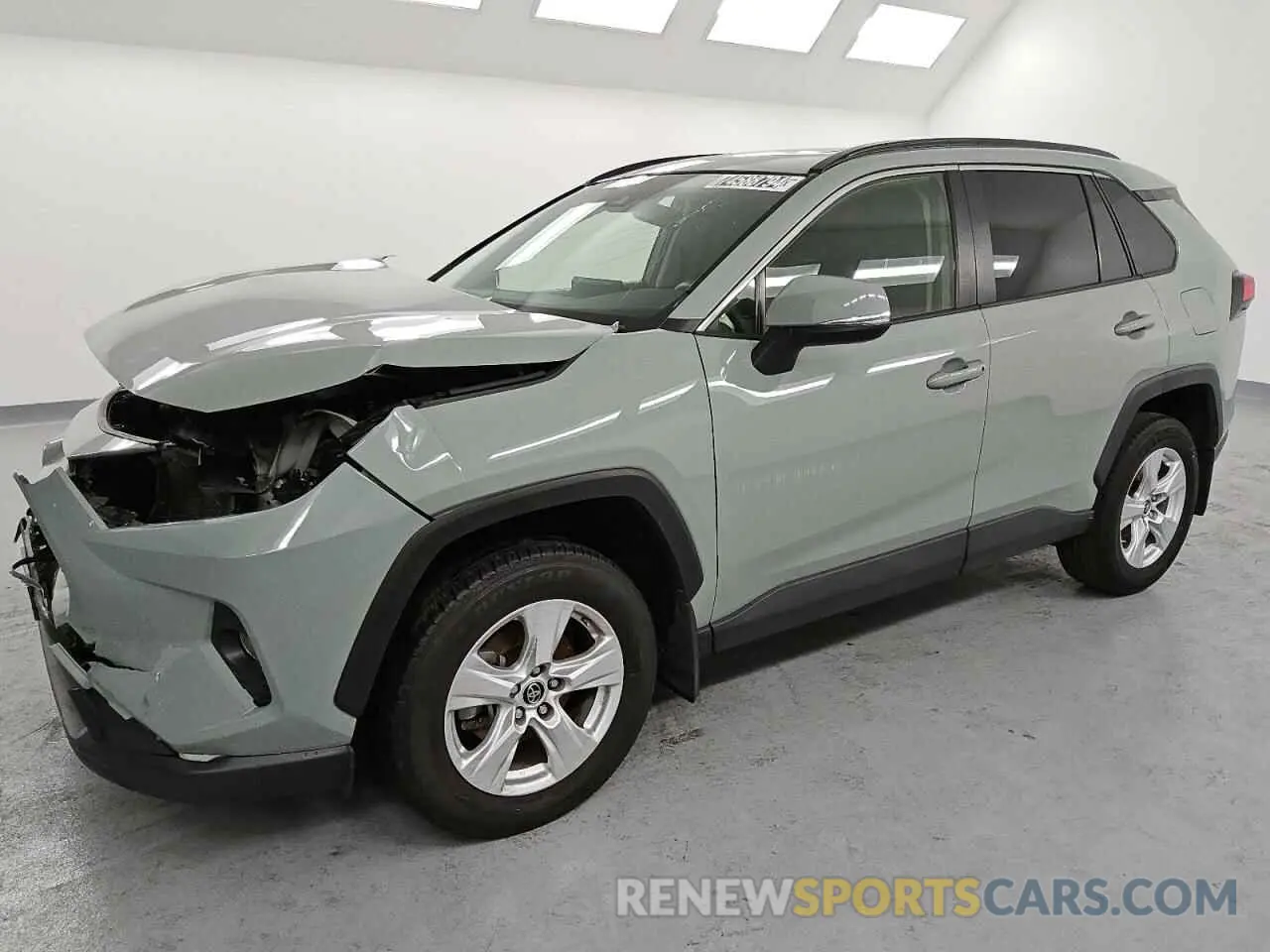 1 Фотография поврежденного автомобиля JTMW1RFV9KD030009 TOYOTA RAV4 2019