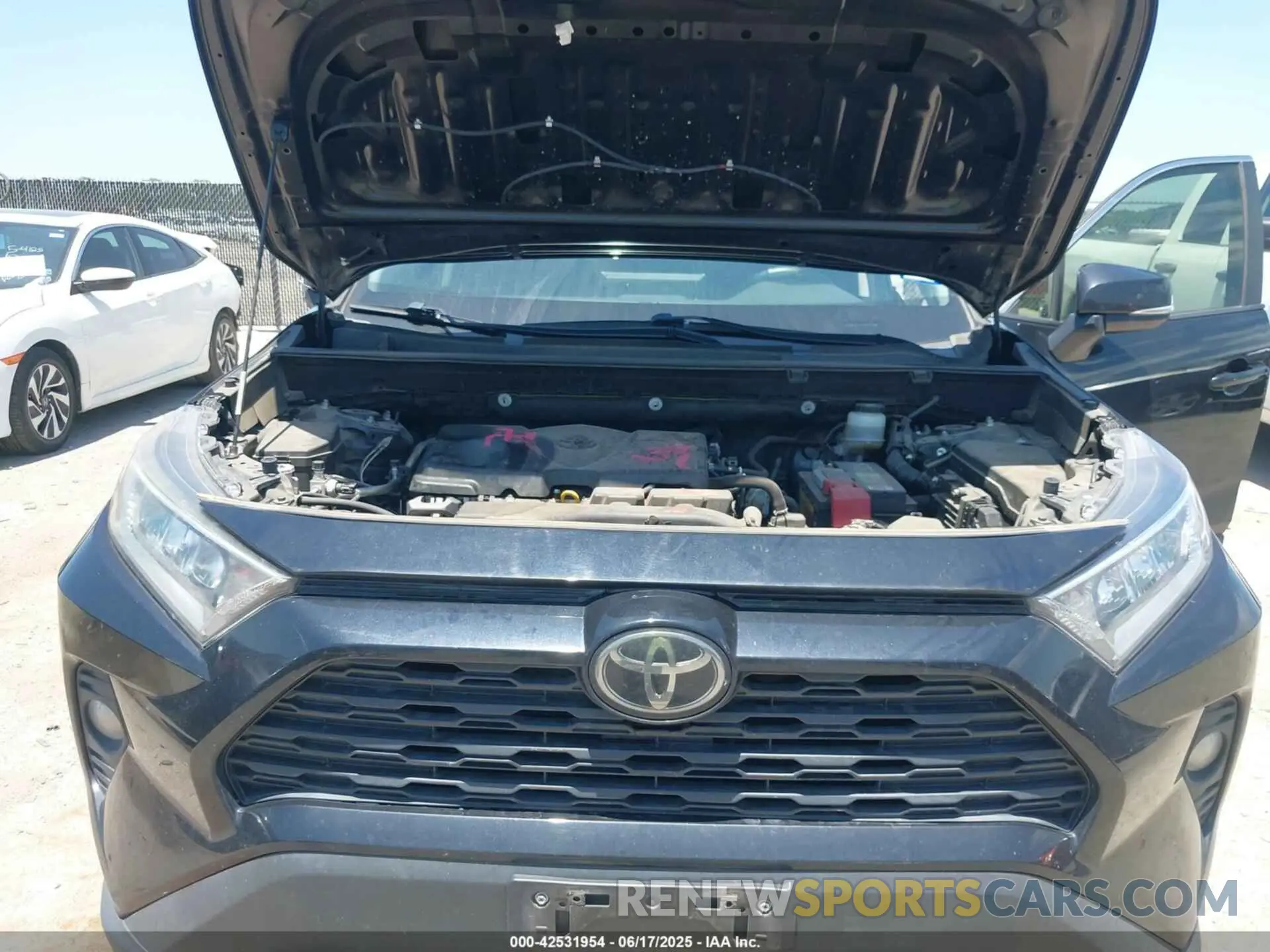 10 Photograph of a damaged car JTMW1RFV9KD508137 TOYOTA RAV4 2019