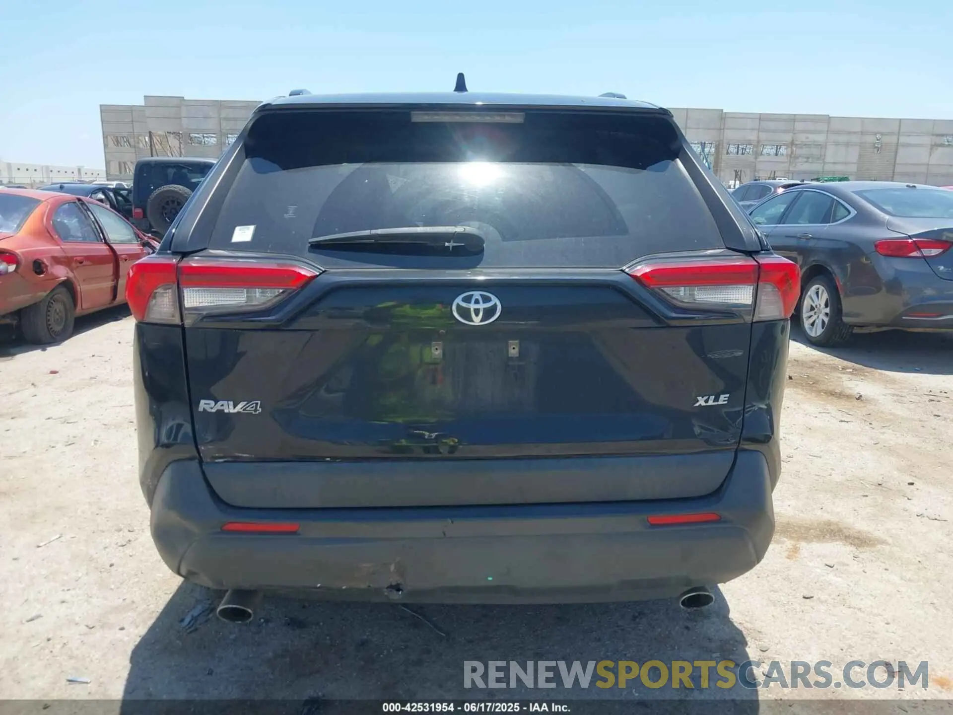 16 Photograph of a damaged car JTMW1RFV9KD508137 TOYOTA RAV4 2019