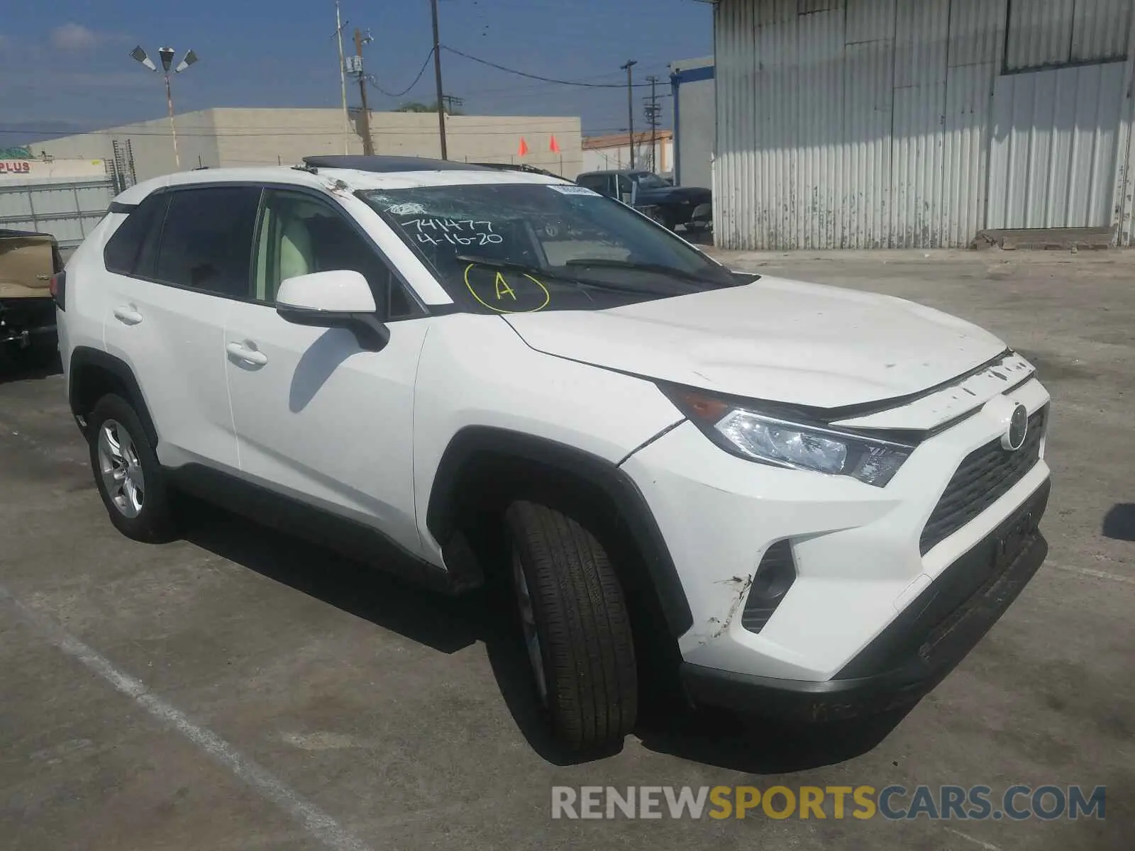 1 Photograph of a damaged car JTMW1RFV9KD512818 TOYOTA RAV4 2019