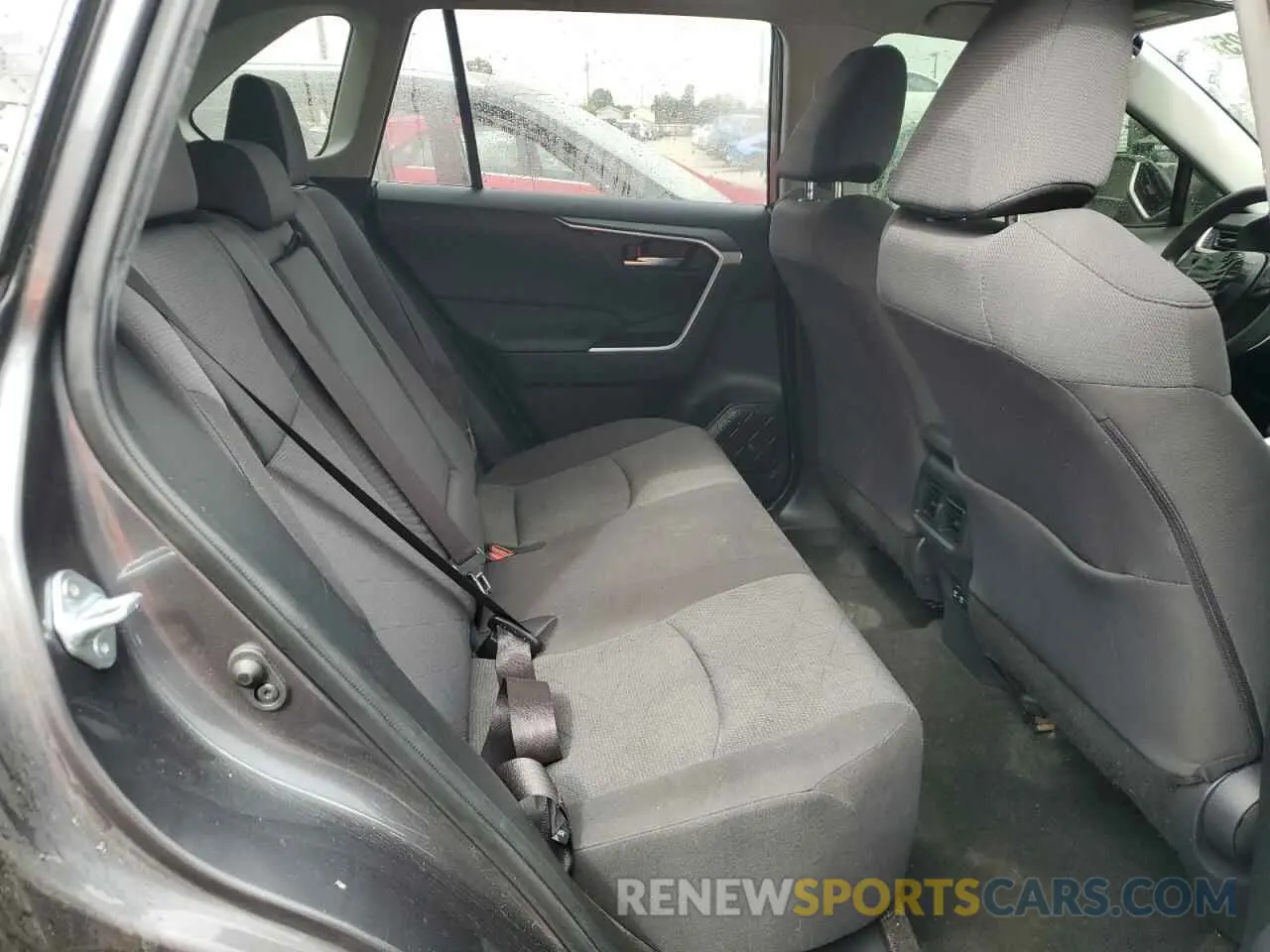 11 Photograph of a damaged car JTMW1RFV9KJ004138 TOYOTA RAV4 2019