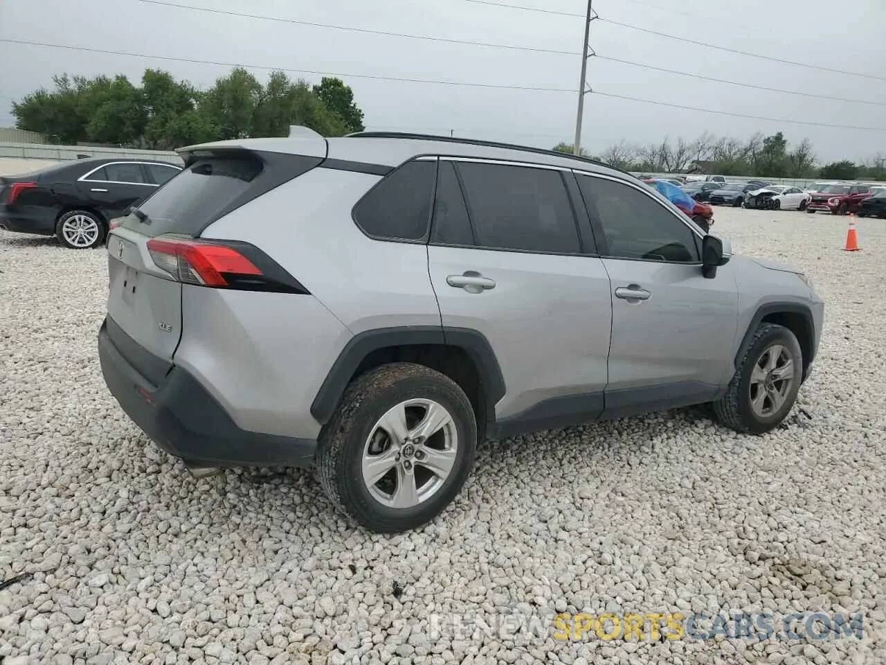 3 Photograph of a damaged car JTMW1RFVXKD500418 TOYOTA RAV4 2019