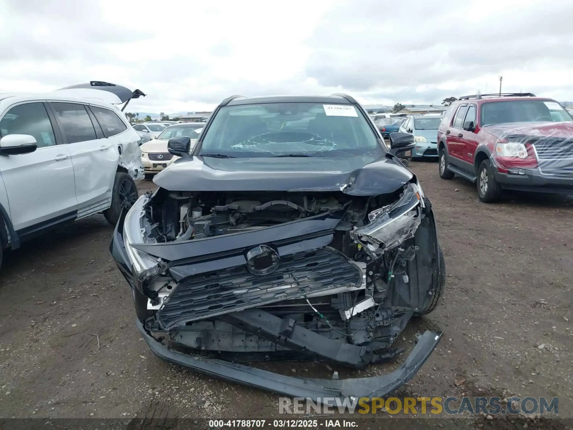 12 Photograph of a damaged car JTMW1RFVXKD502802 TOYOTA RAV4 2019