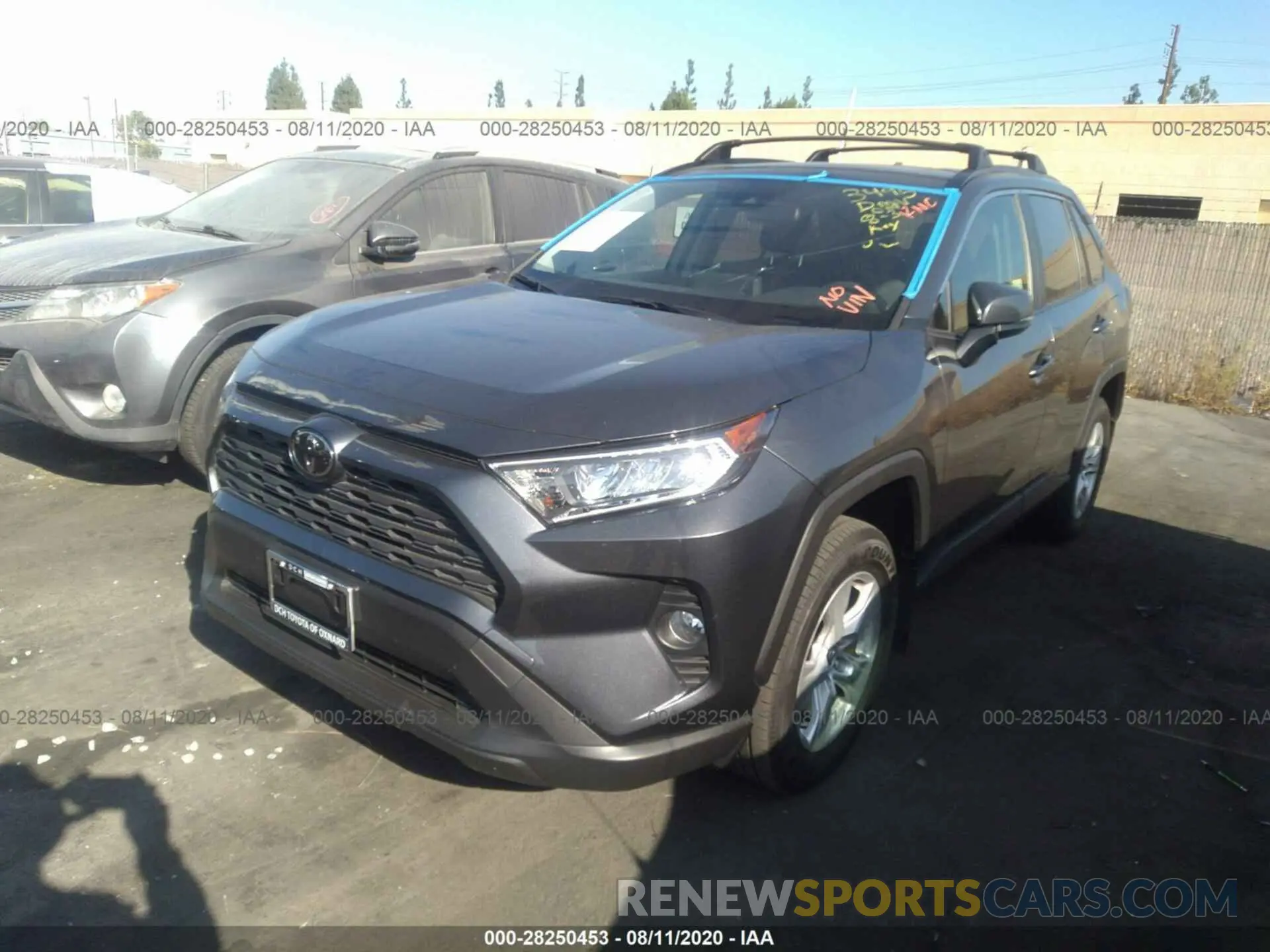 2 Photograph of a damaged car JTMW1RFVXKD503495 TOYOTA RAV4 2019