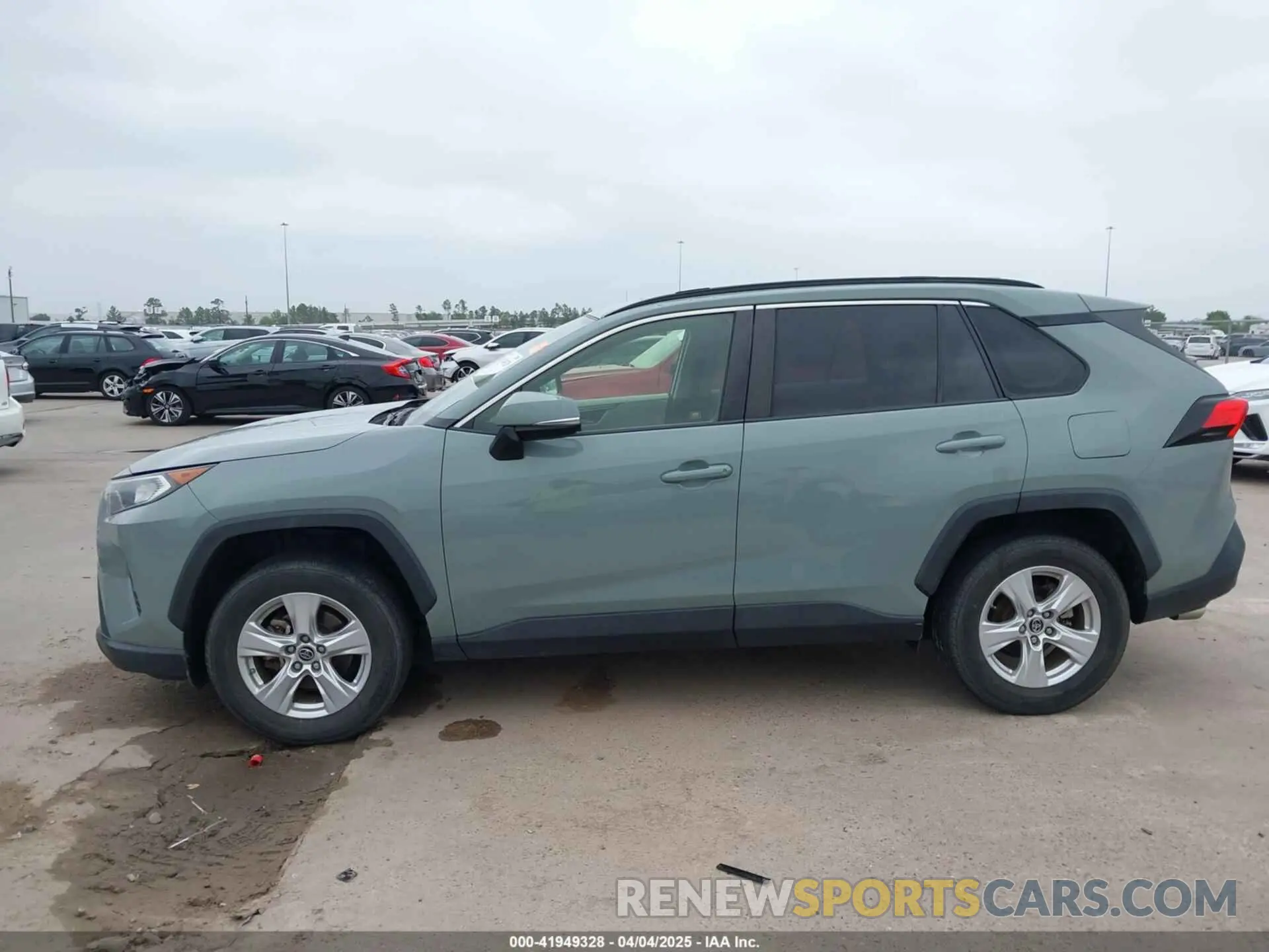 14 Фотография поврежденного автомобиля JTMW1RFVXKD505425 TOYOTA RAV4 2019
